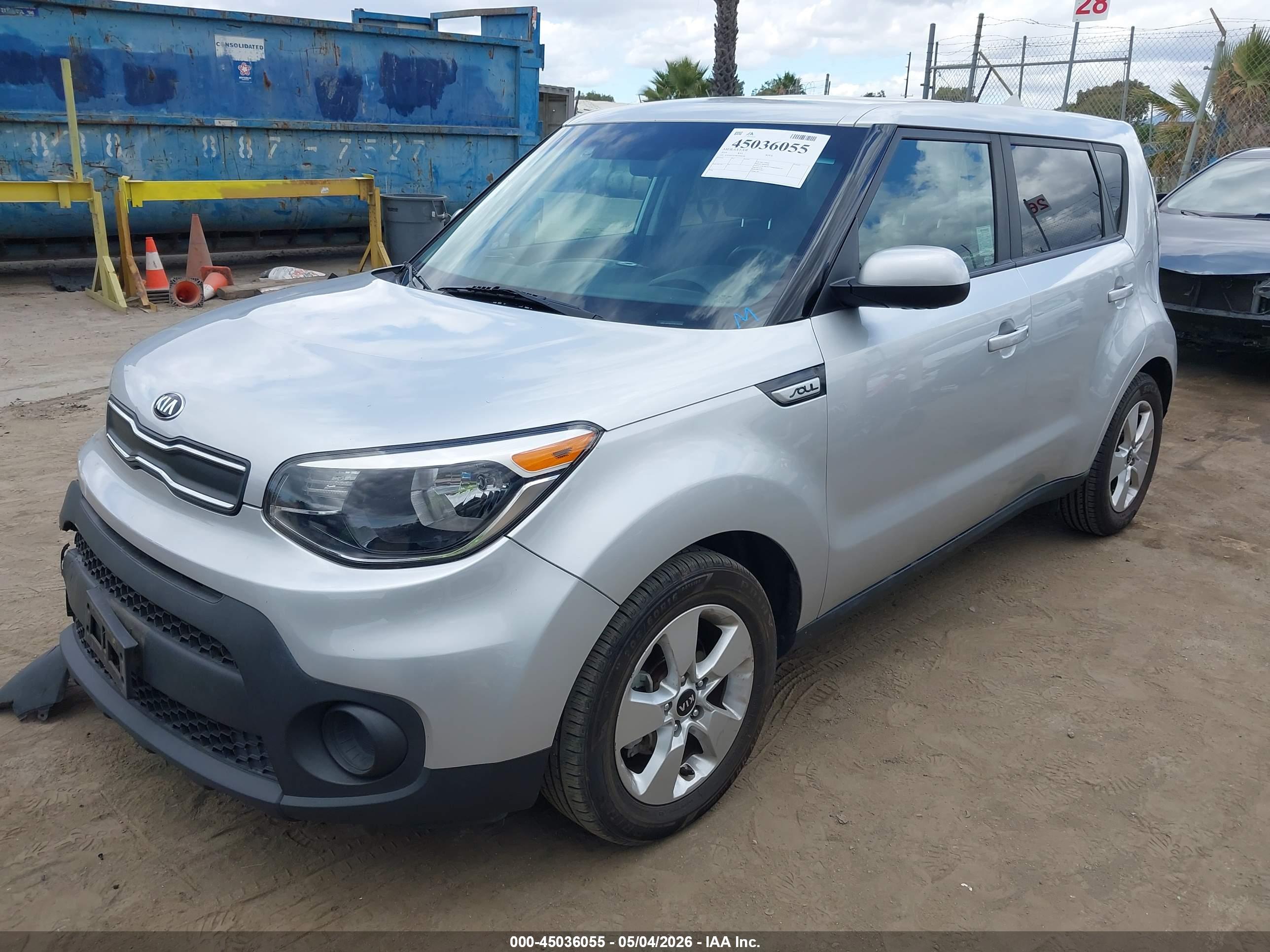 KIA SOUL image 2