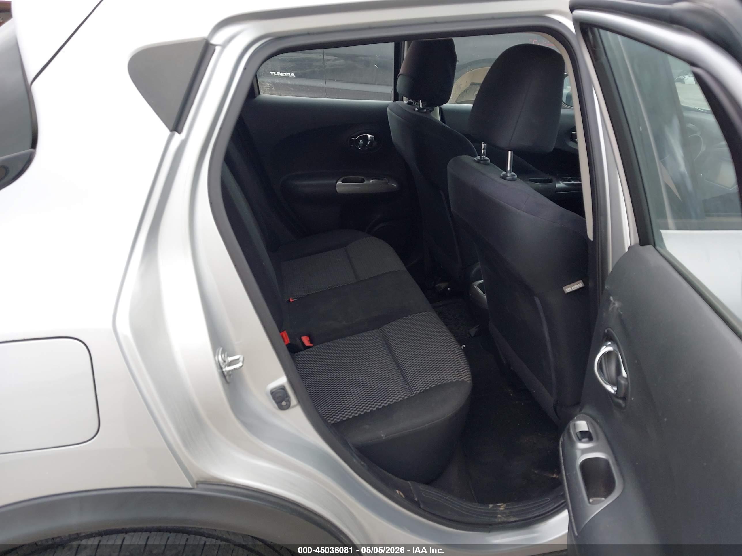NISSAN JUKE image 8