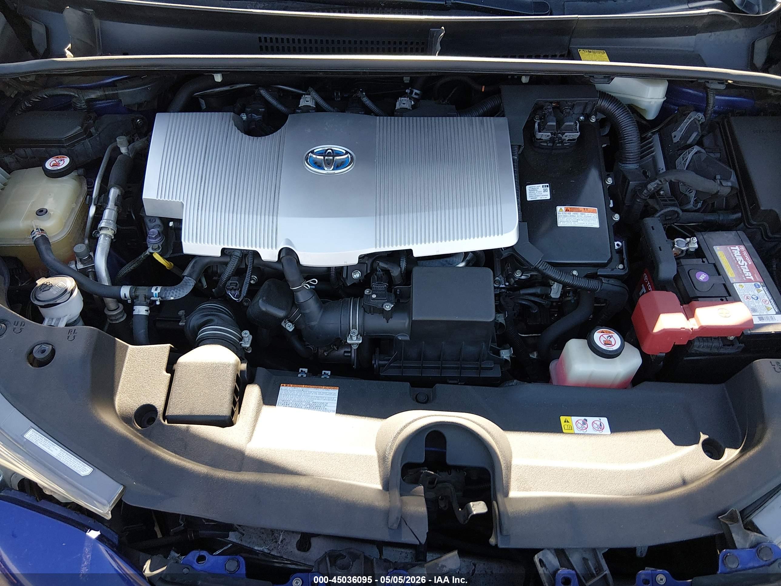 TOYOTA PRIUS image 10