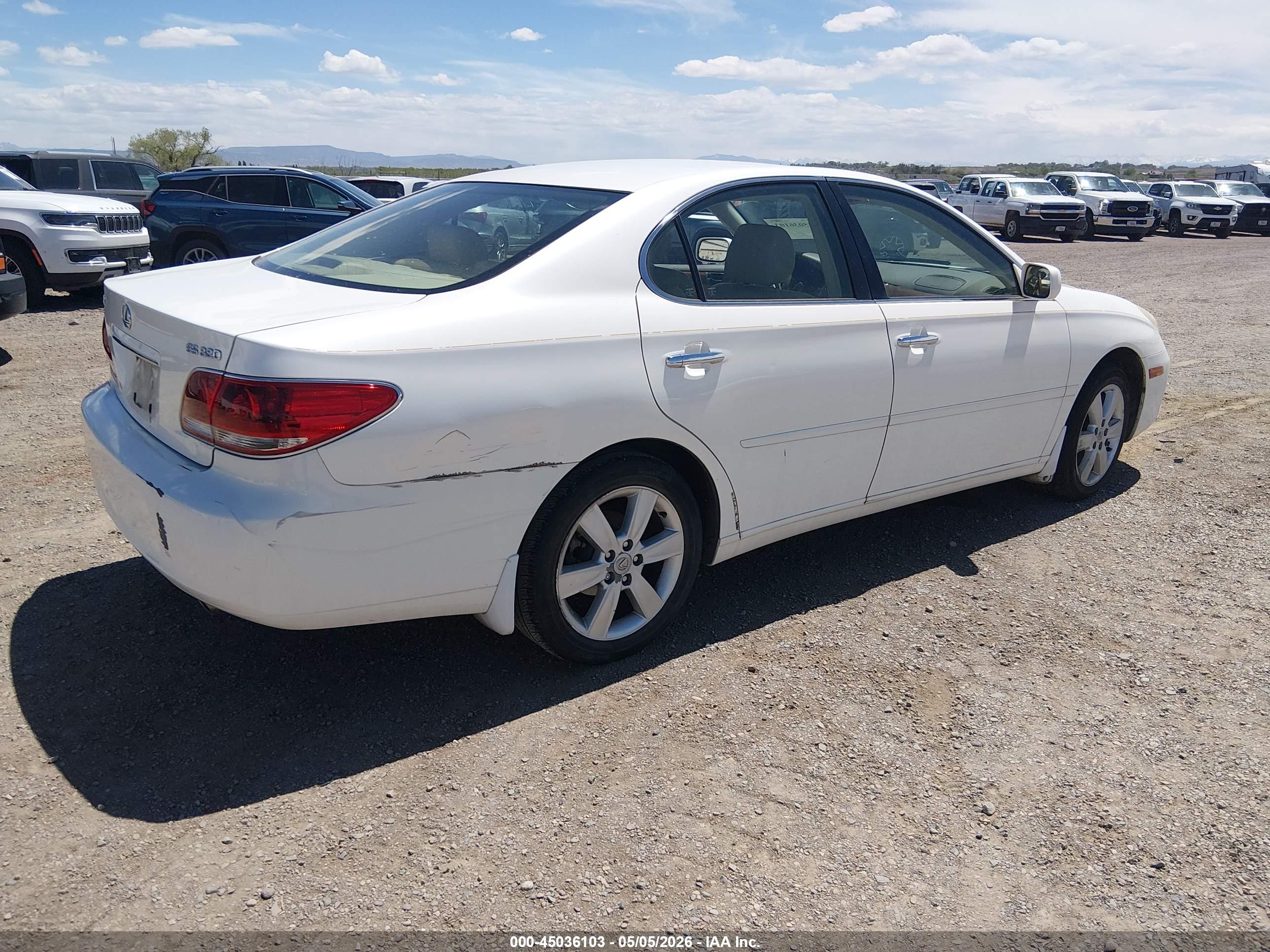 LEXUS ES image 4