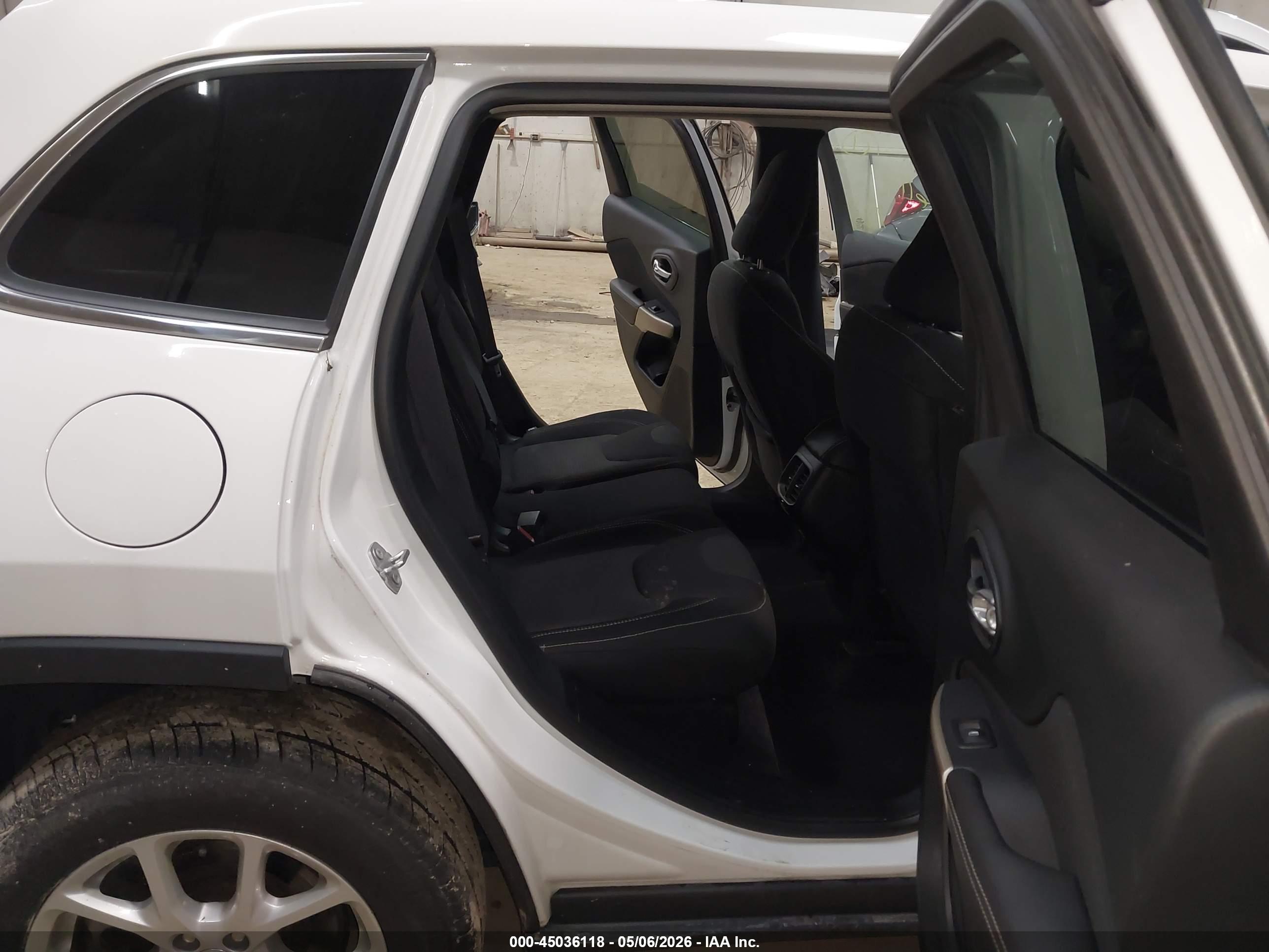 JEEP CHEROKEE image 8