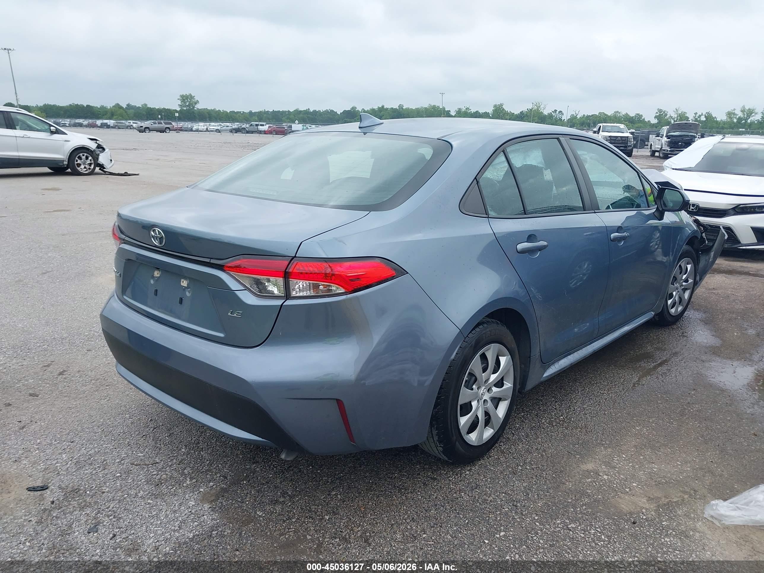 TOYOTA COROLLA image 4