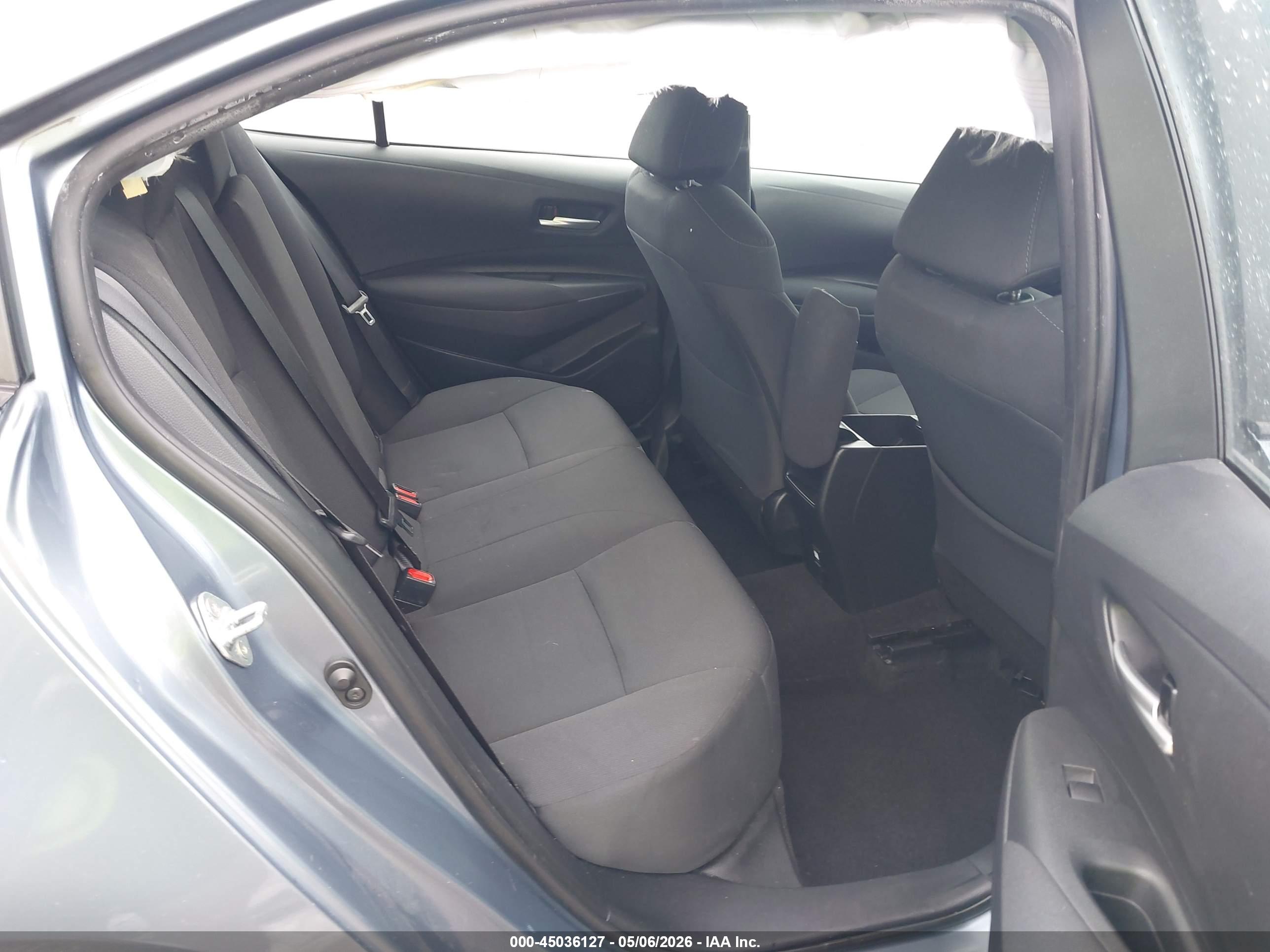 TOYOTA COROLLA image 8
