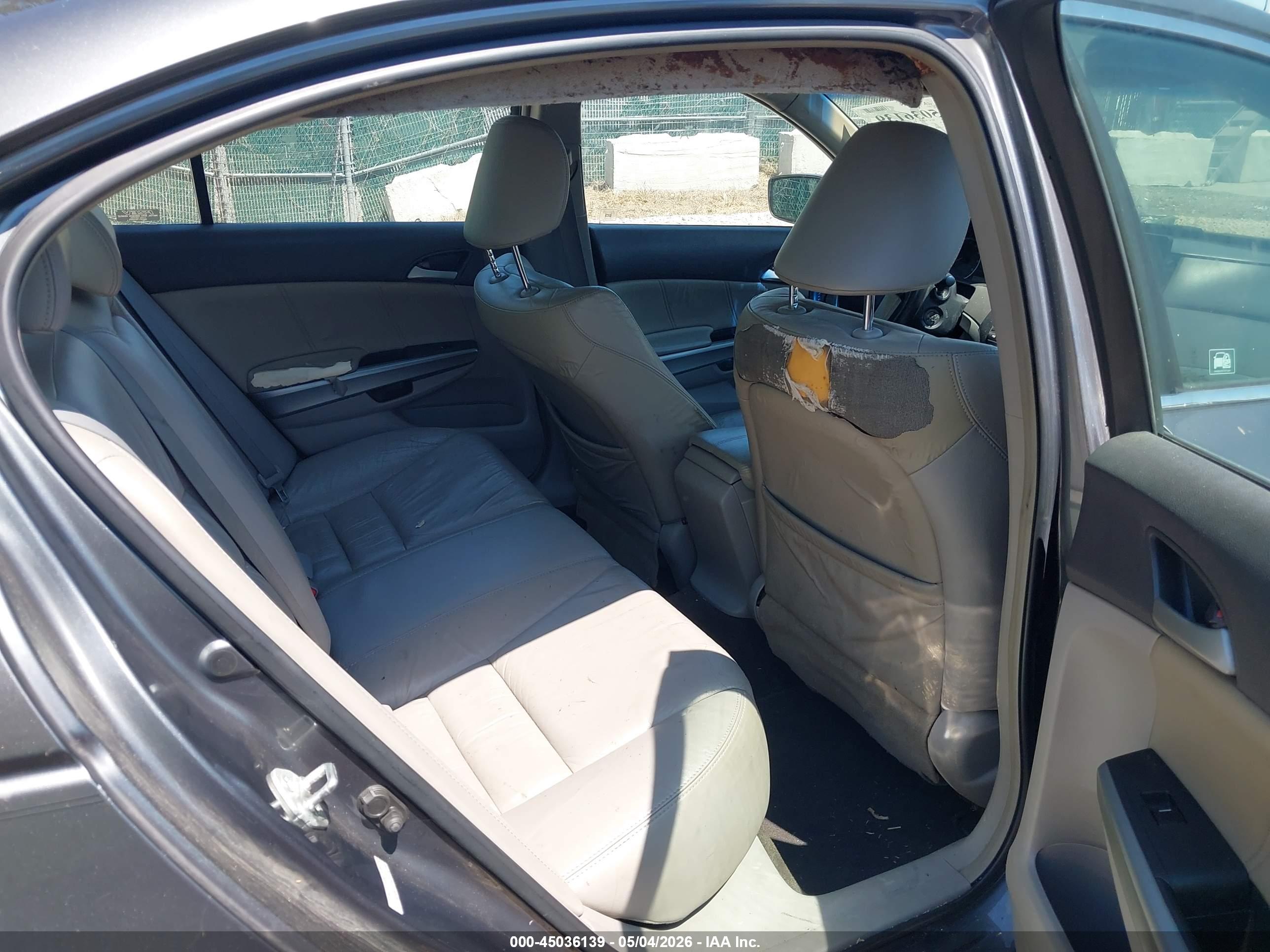 HONDA ACCORD image 8