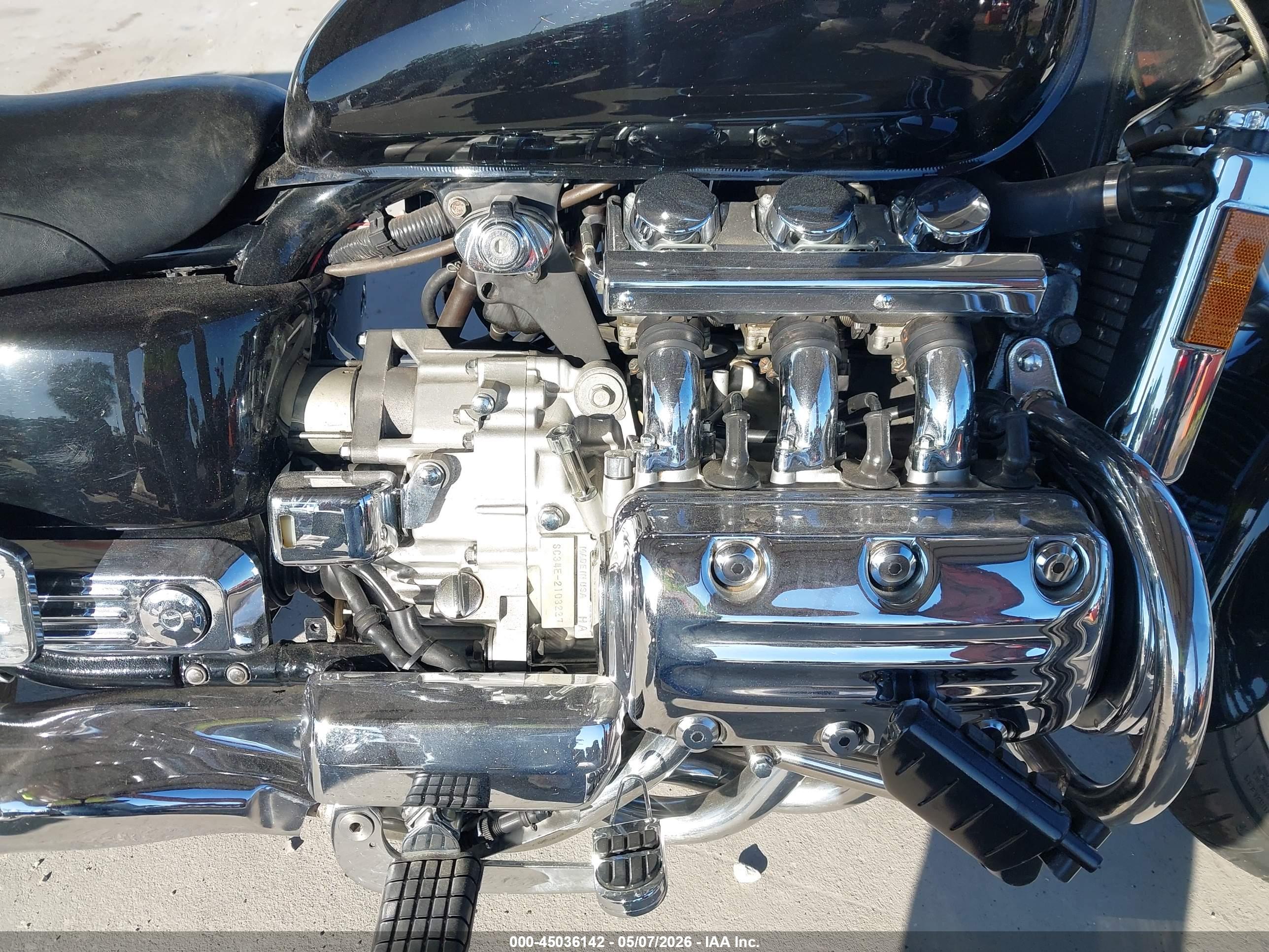 HONDA GL1500 image 8