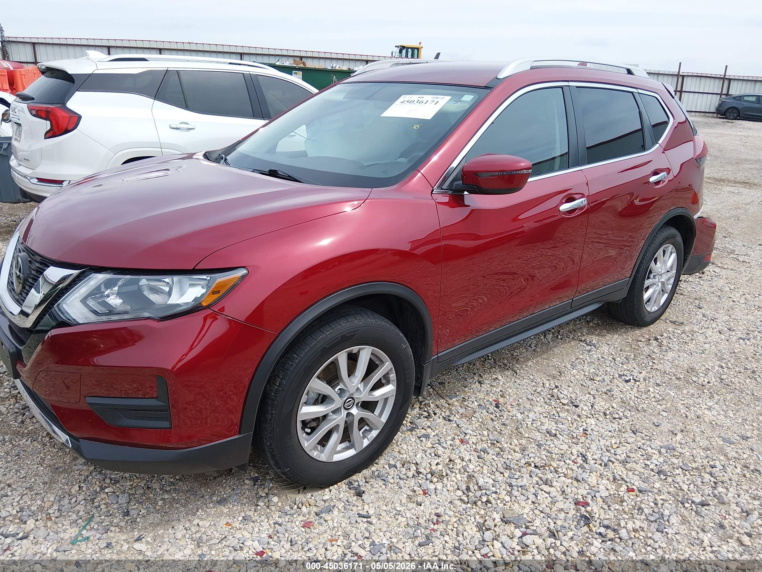 NISSAN ROGUE image 2