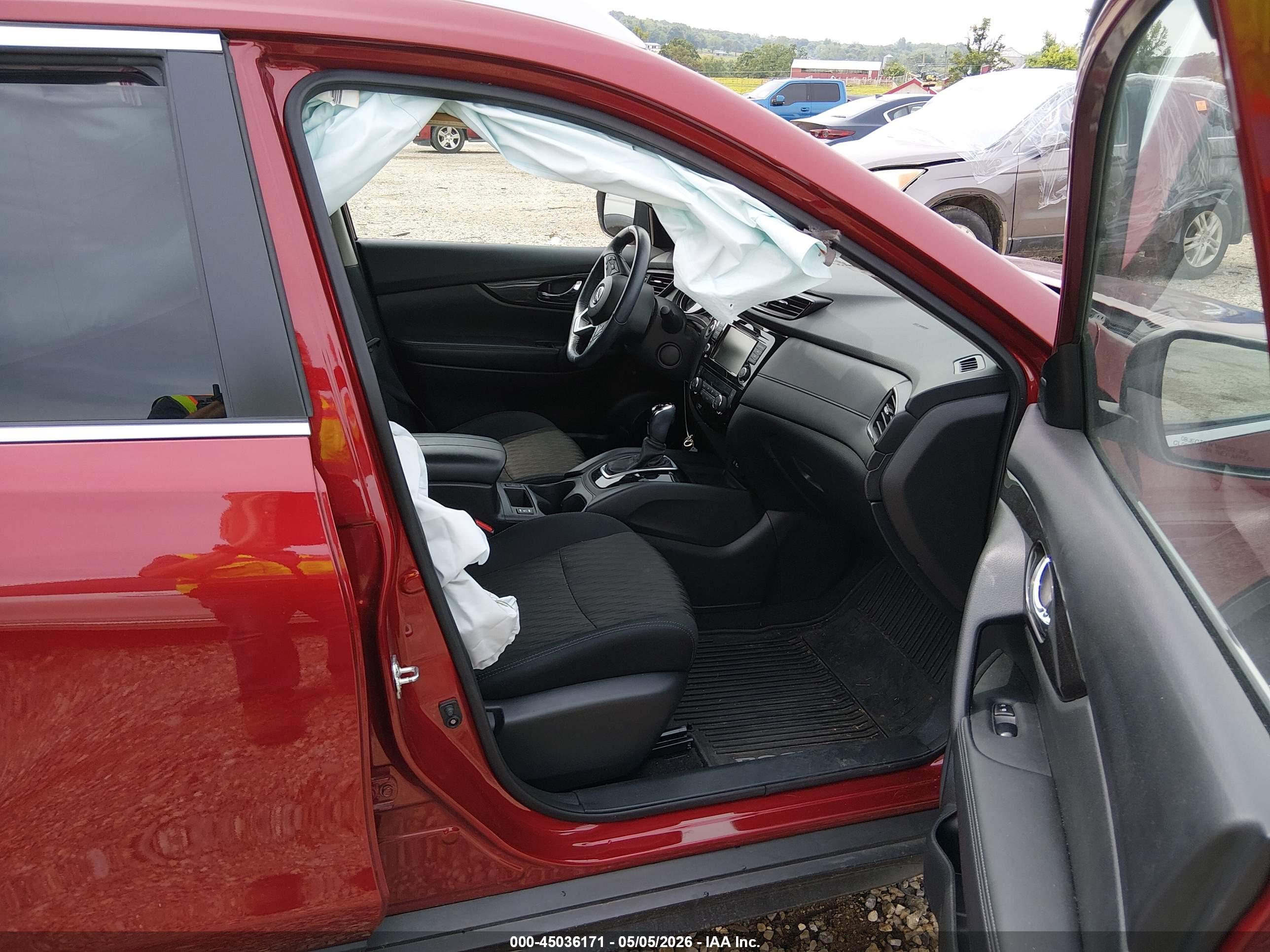 NISSAN ROGUE image 5