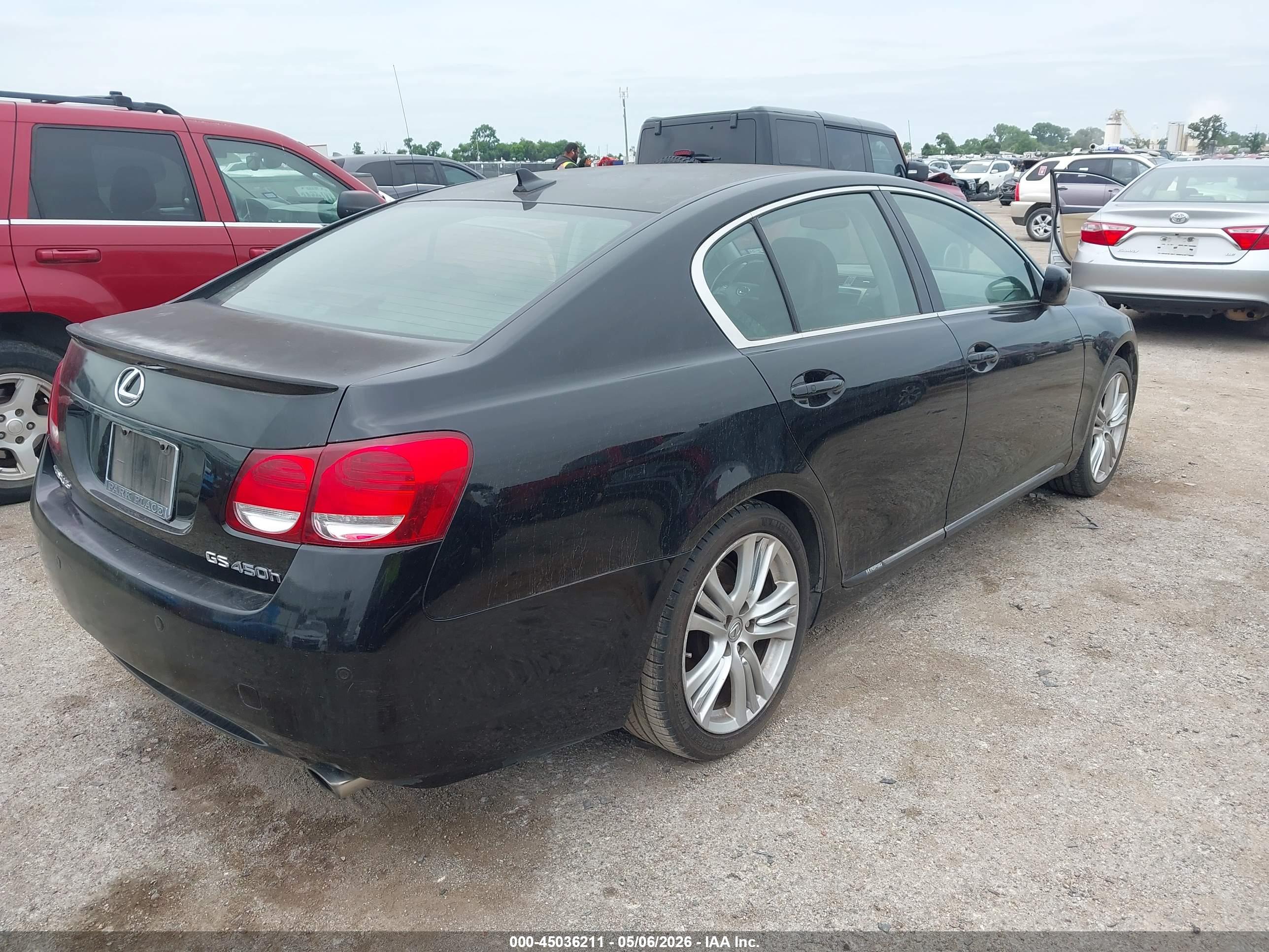 LEXUS GS image 4