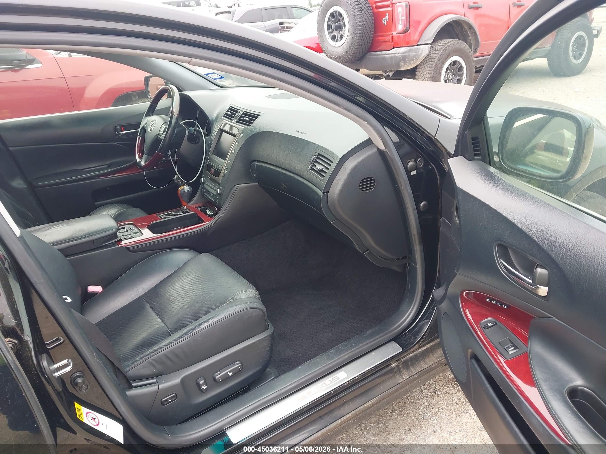 LEXUS GS image 5