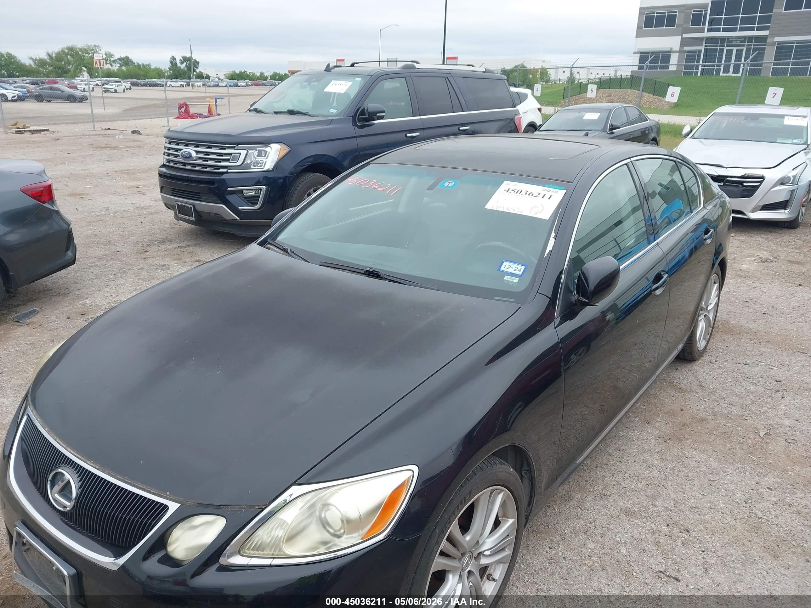 LEXUS GS image 6