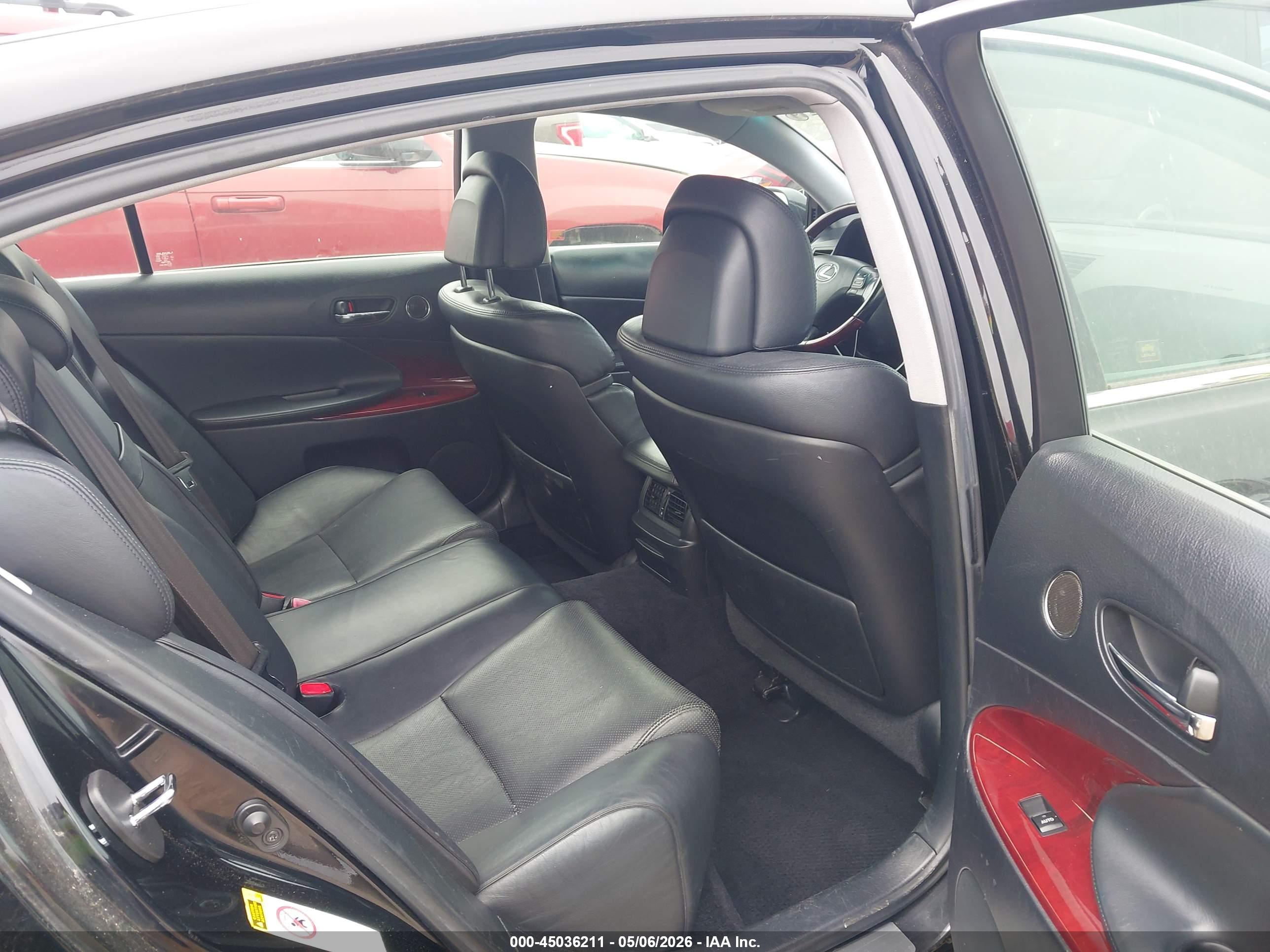LEXUS GS image 8