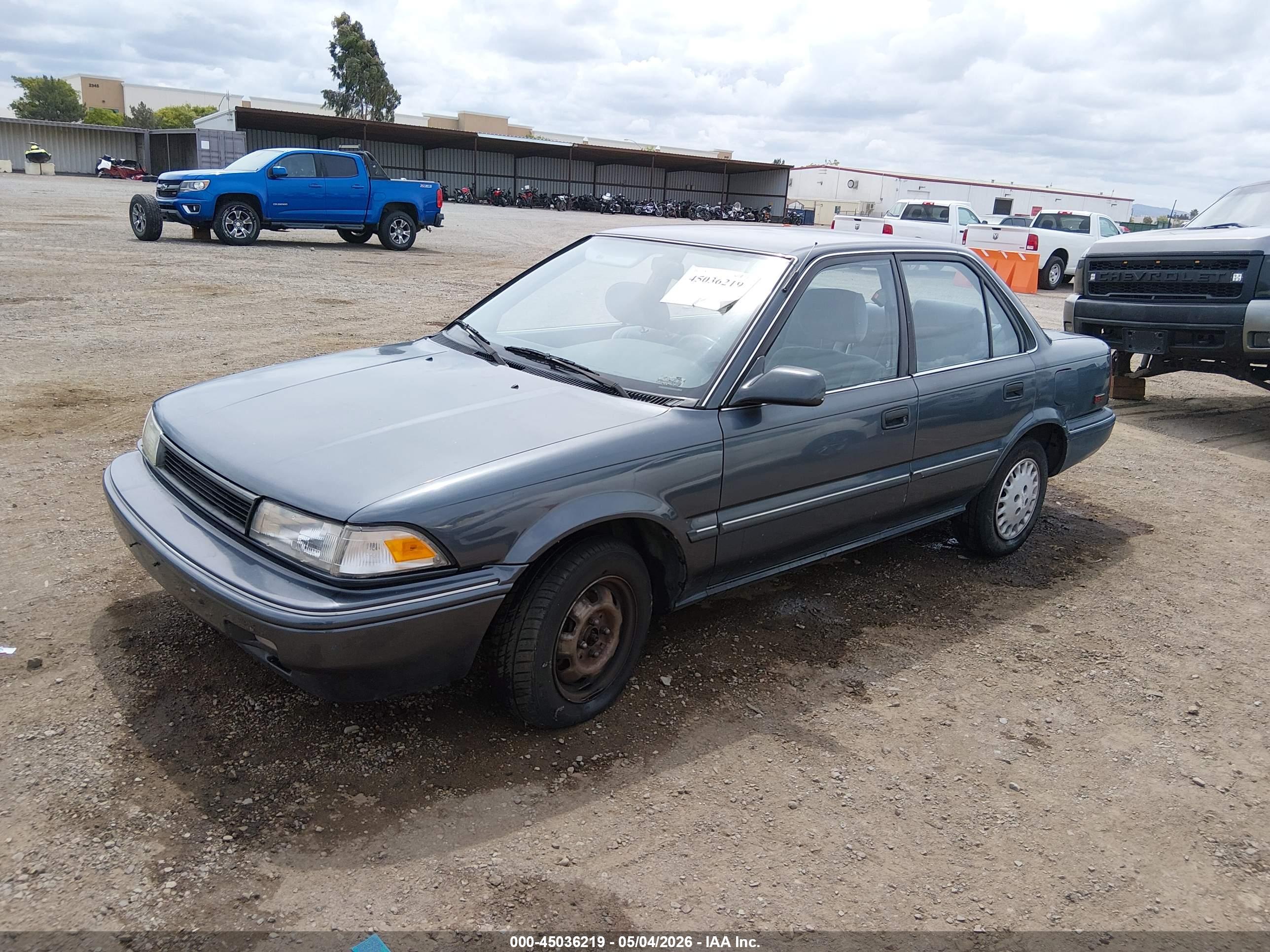 TOYOTA COROLLA image 2