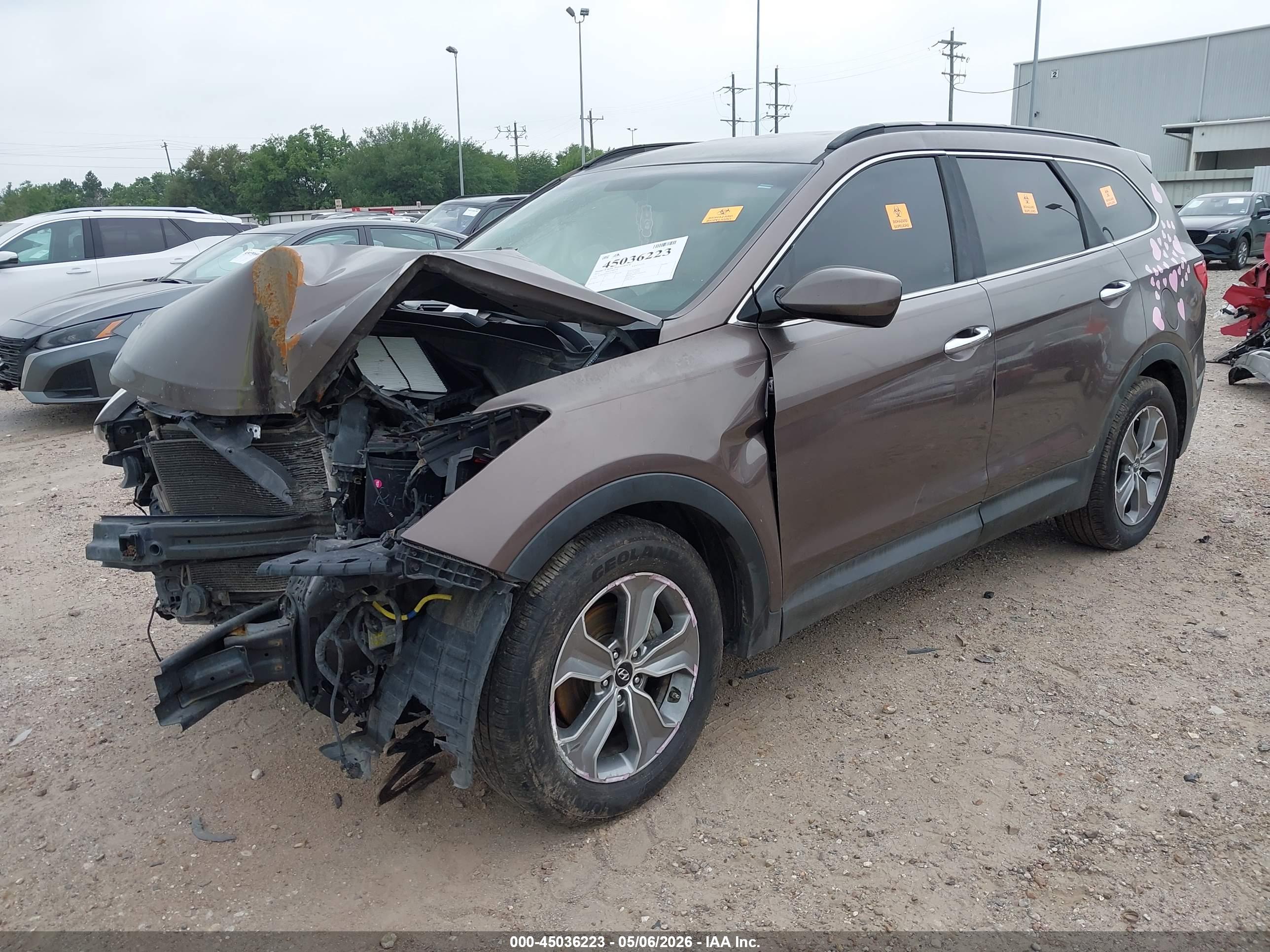 HYUNDAI SANTA image 2