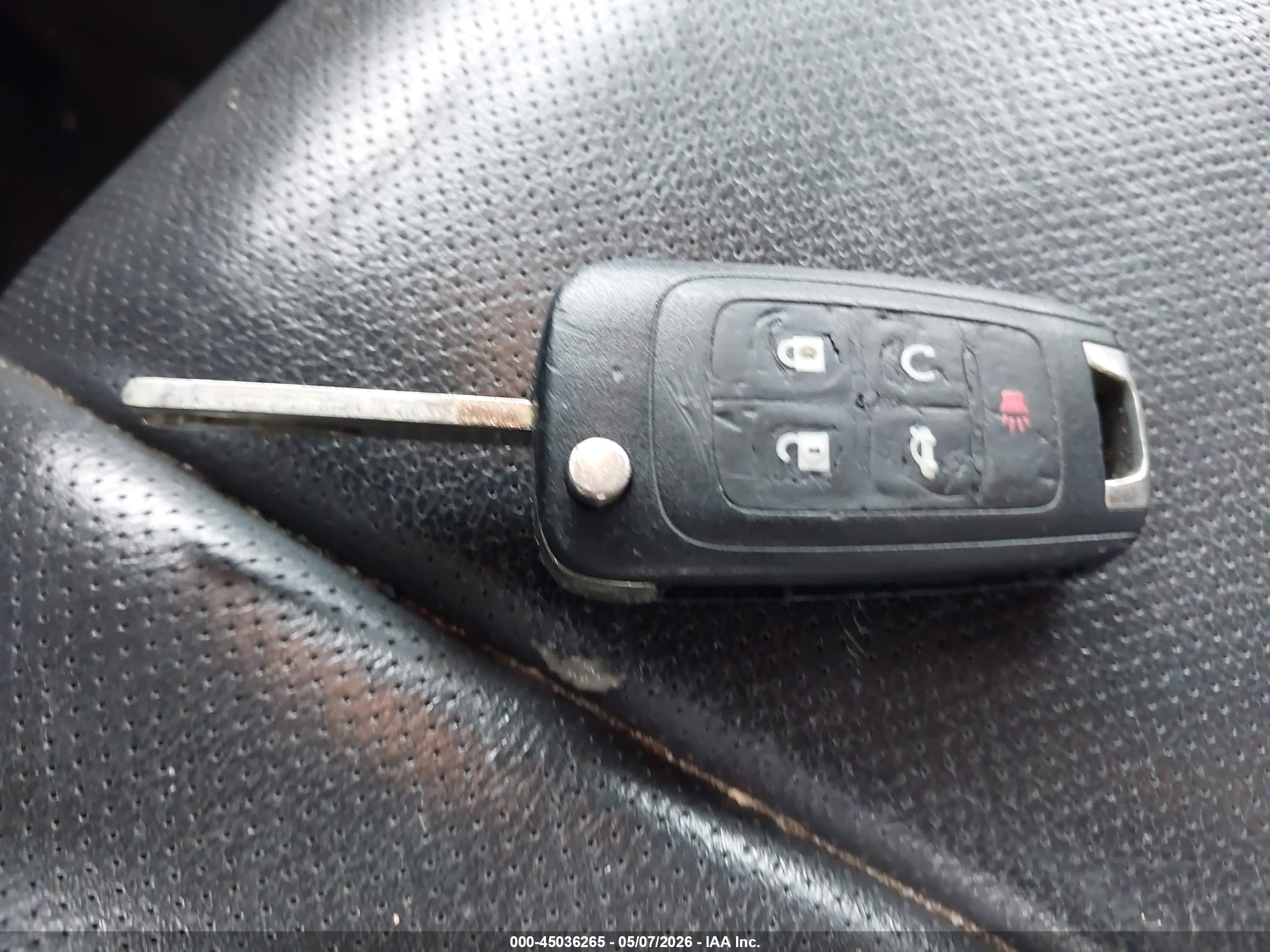 CHEVROLET EQUINOX image 11