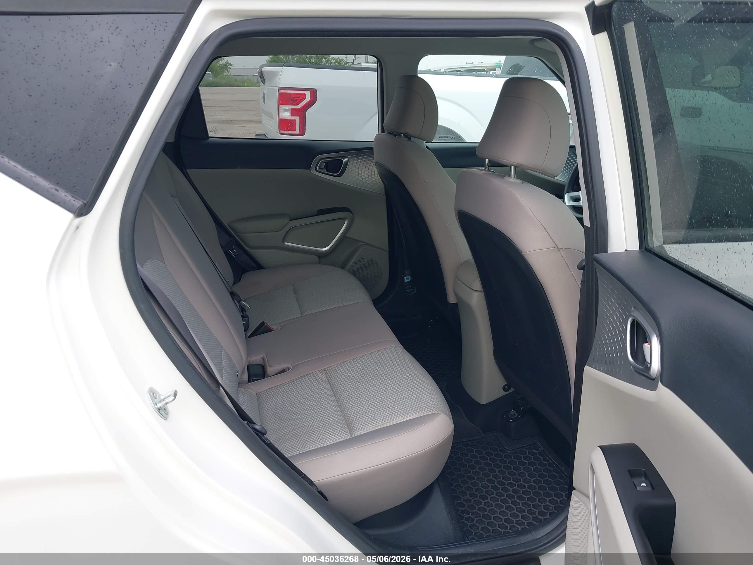 KIA SOUL image 8
