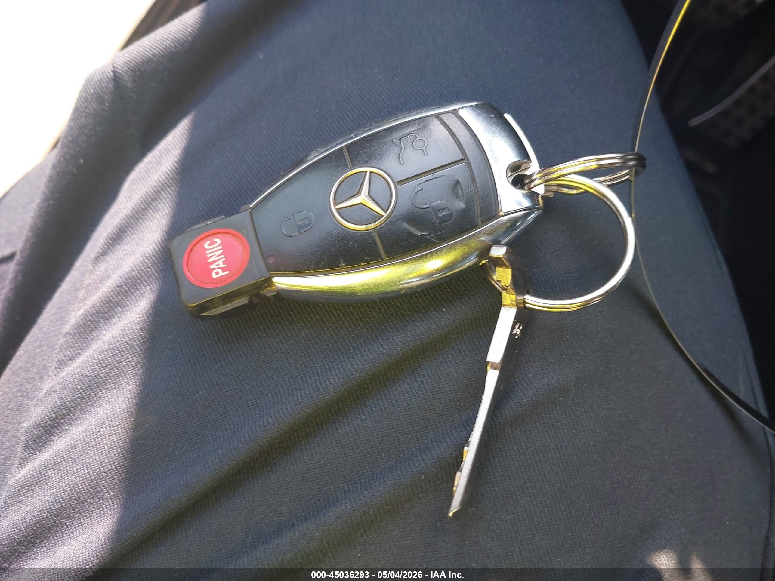 MERCEDES-BENZ C image 11