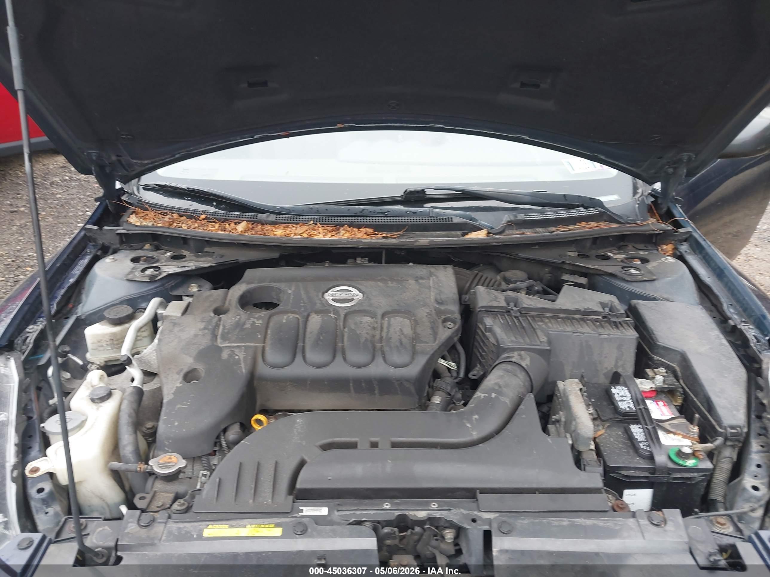 NISSAN ALTIMA image 10