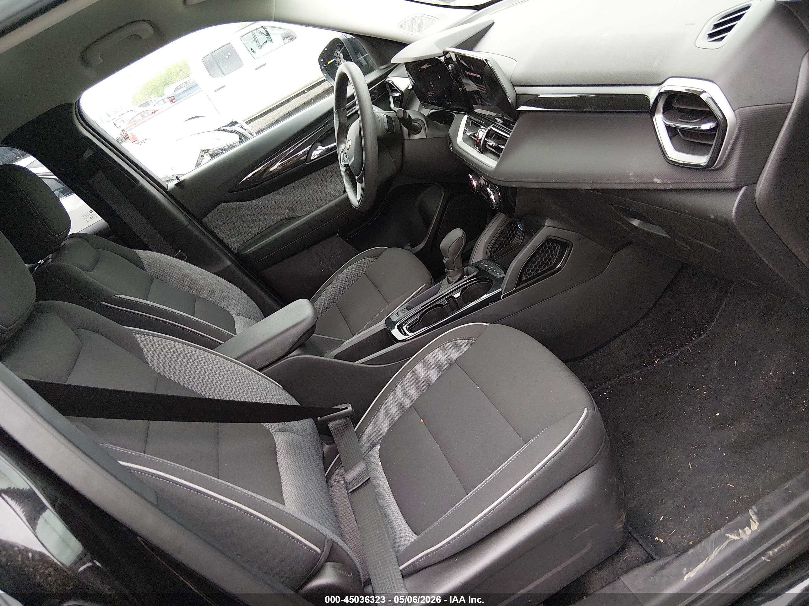 CHEVROLET TRAILBLAZER image 5