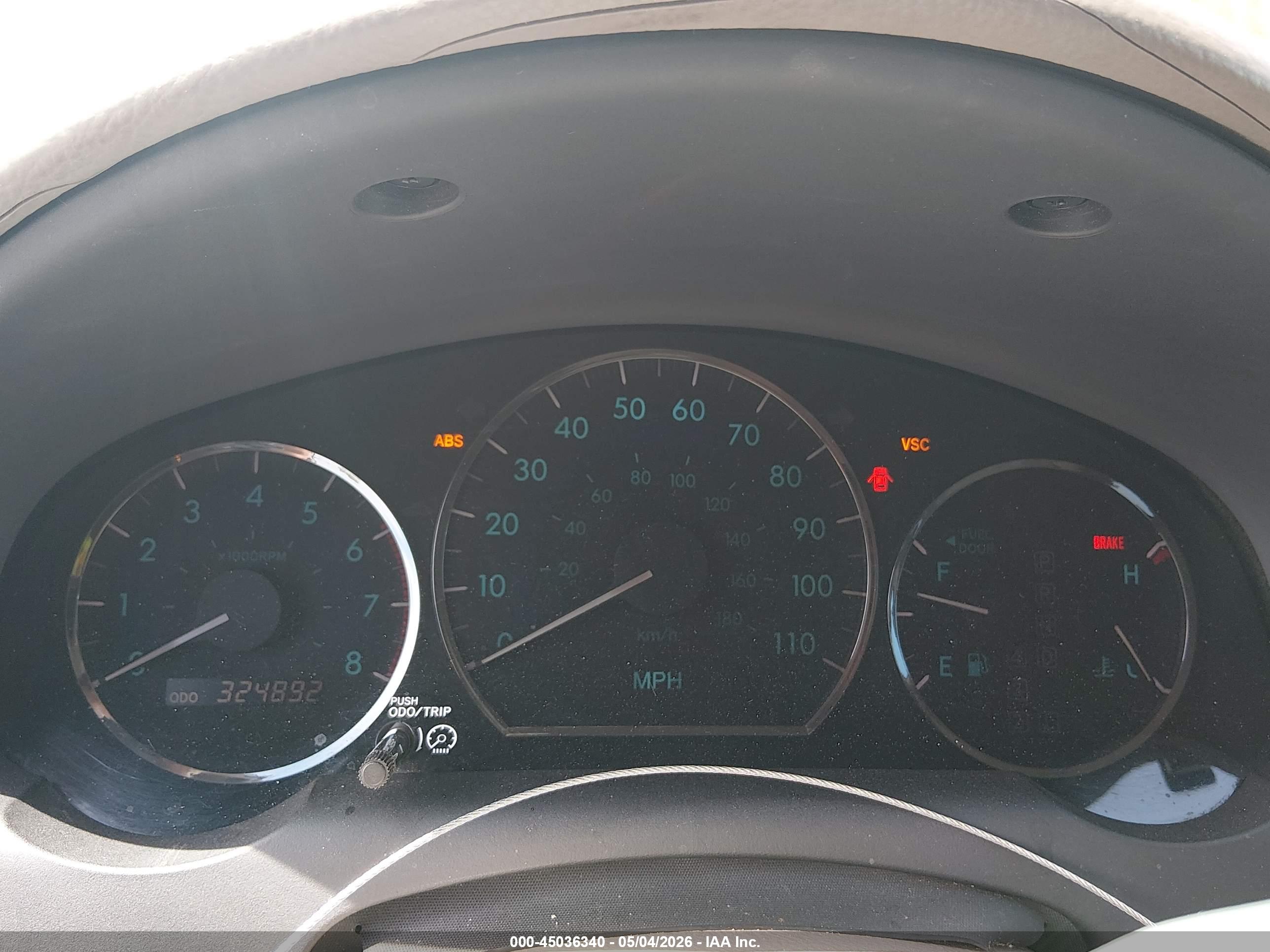 TOYOTA SIENNA image 7