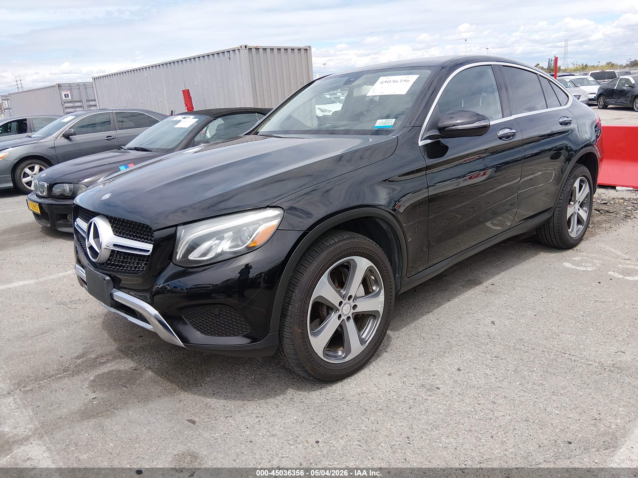 MERCEDES-BENZ GLC image 2