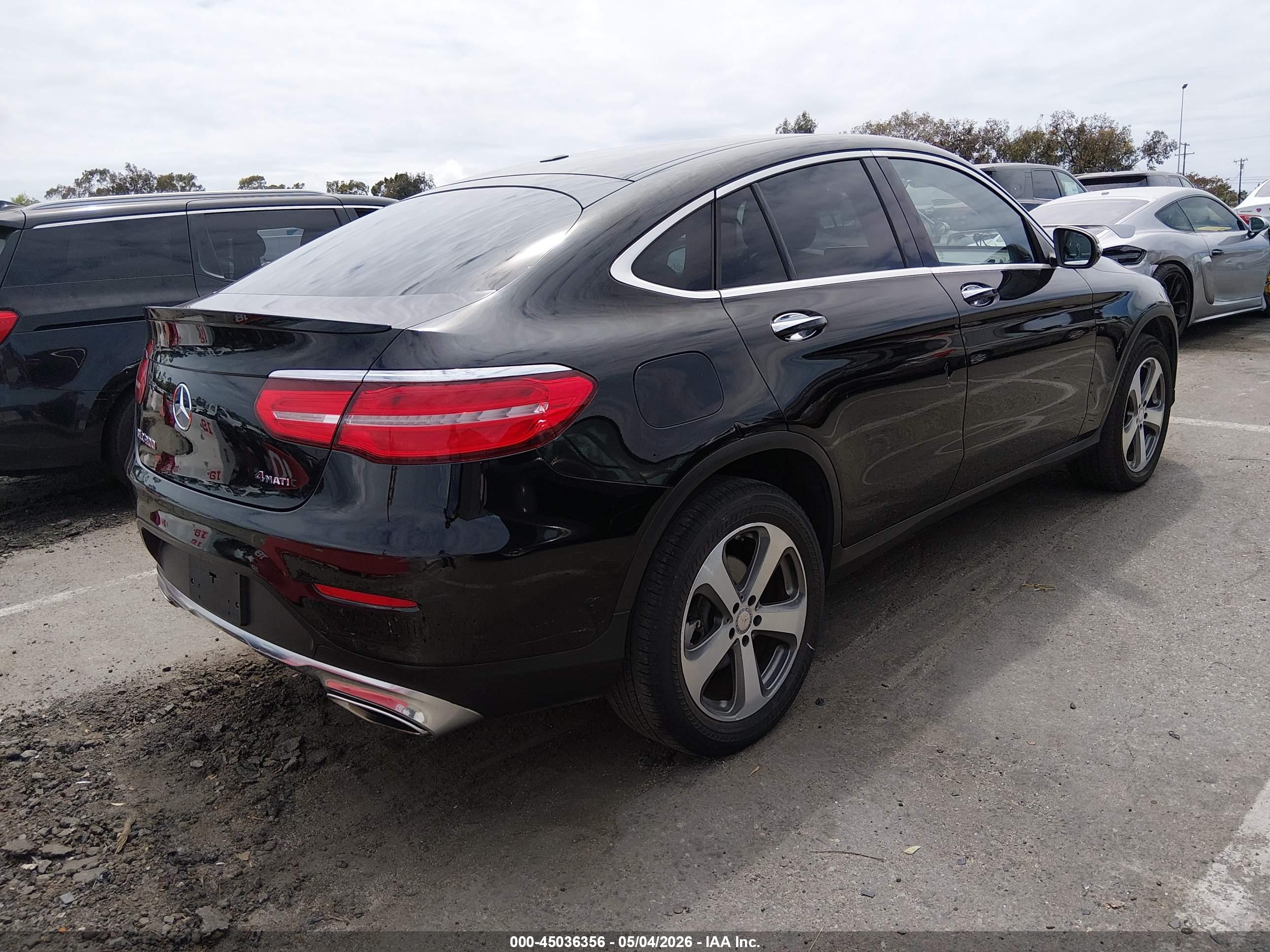 MERCEDES-BENZ GLC image 4