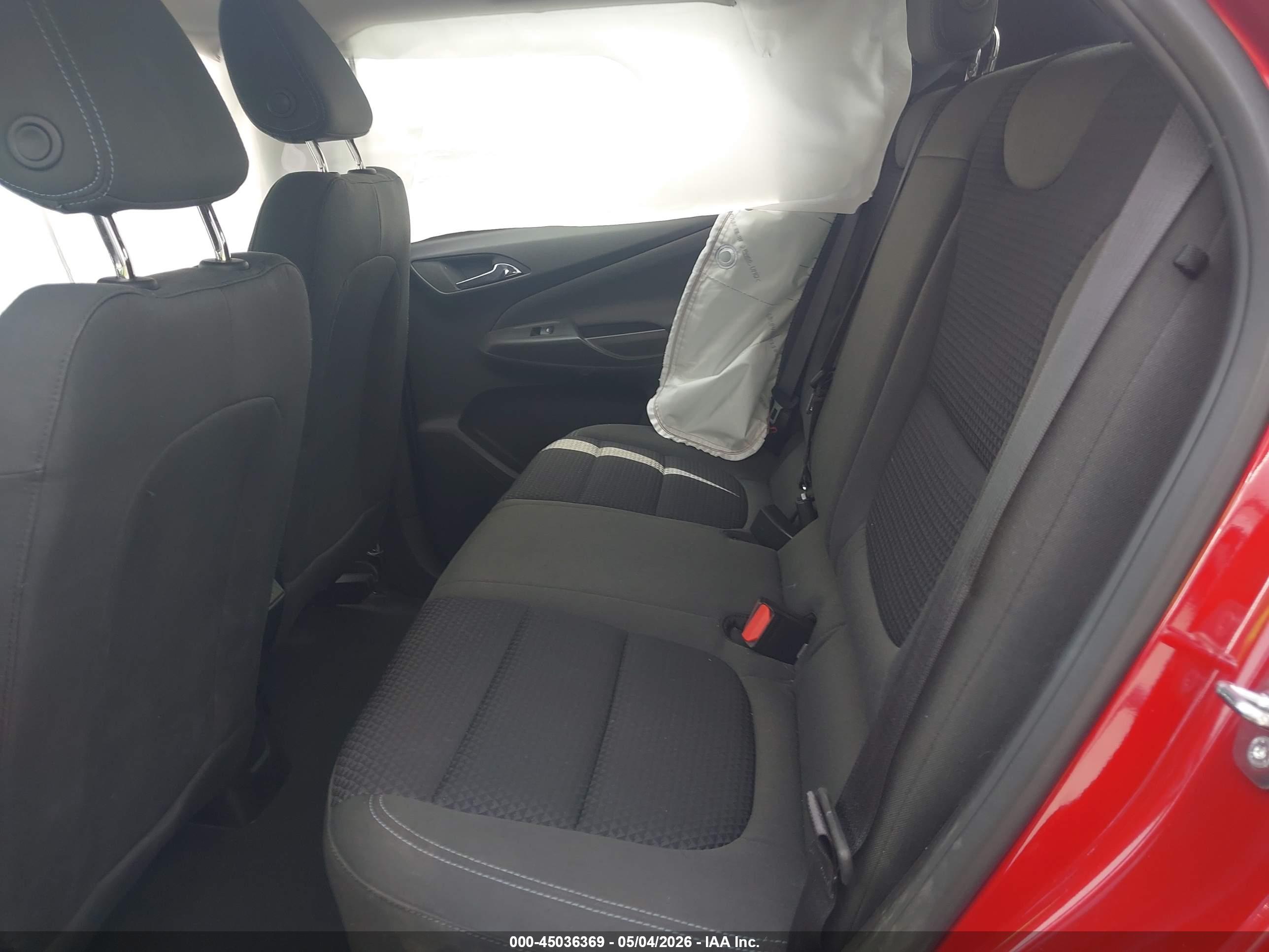 CHEVROLET BOLT image 8