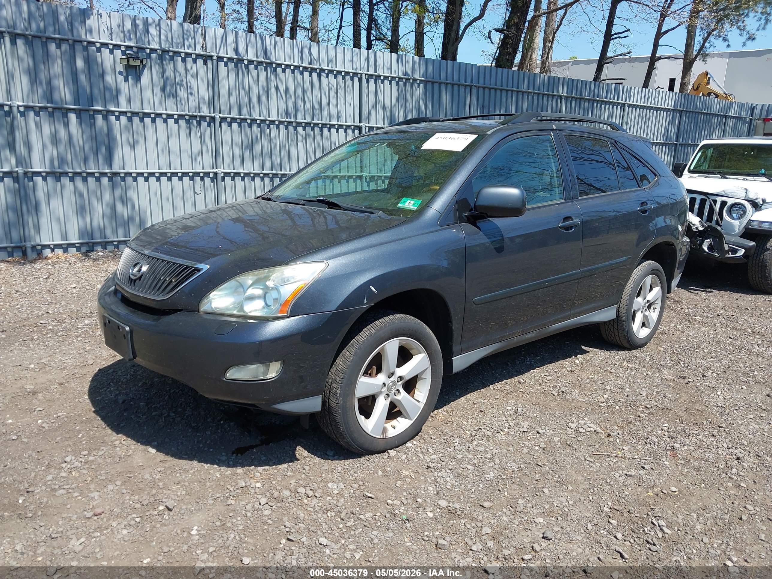 LEXUS RX image 2