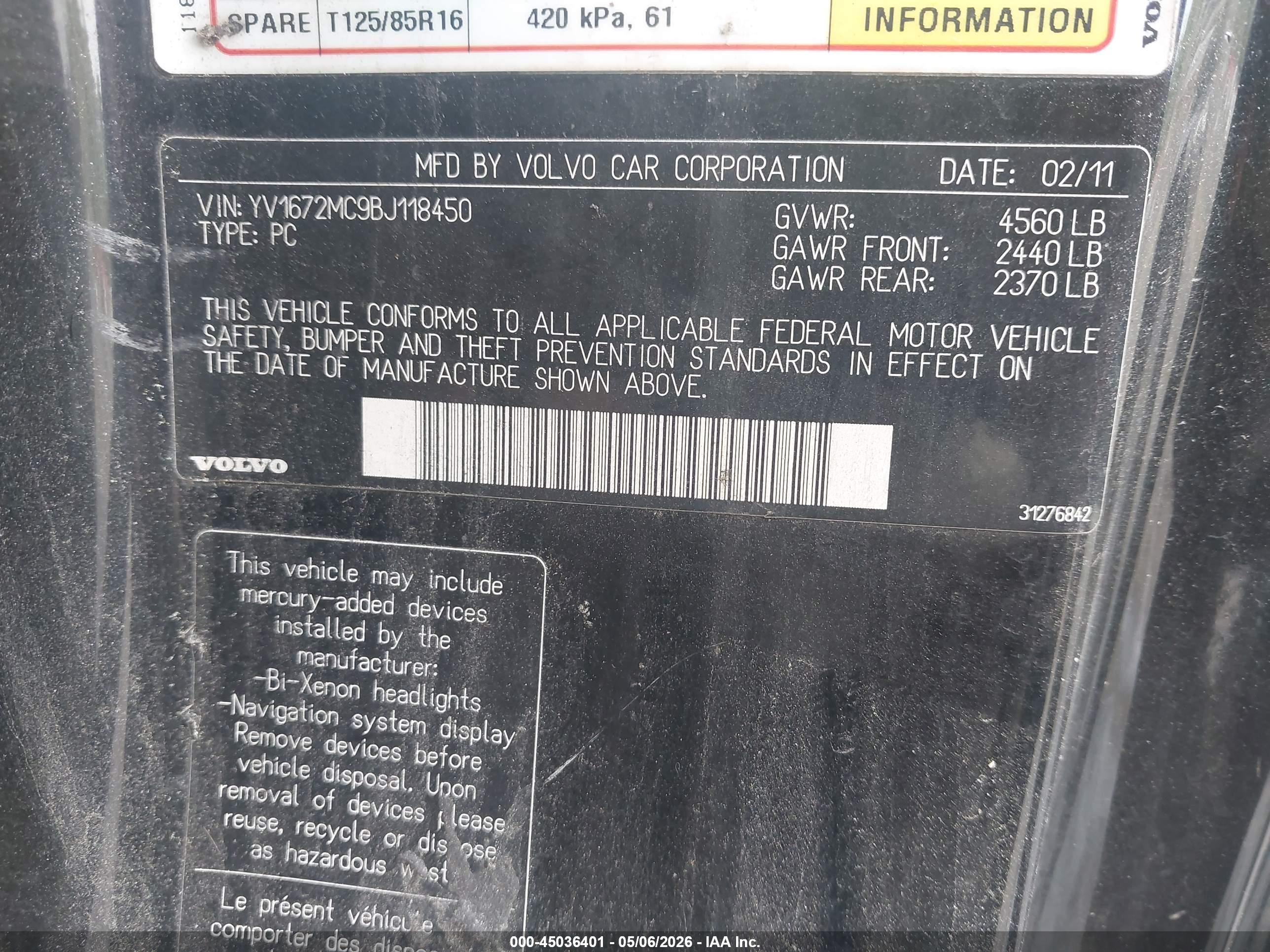 VOLVO C70 image 9