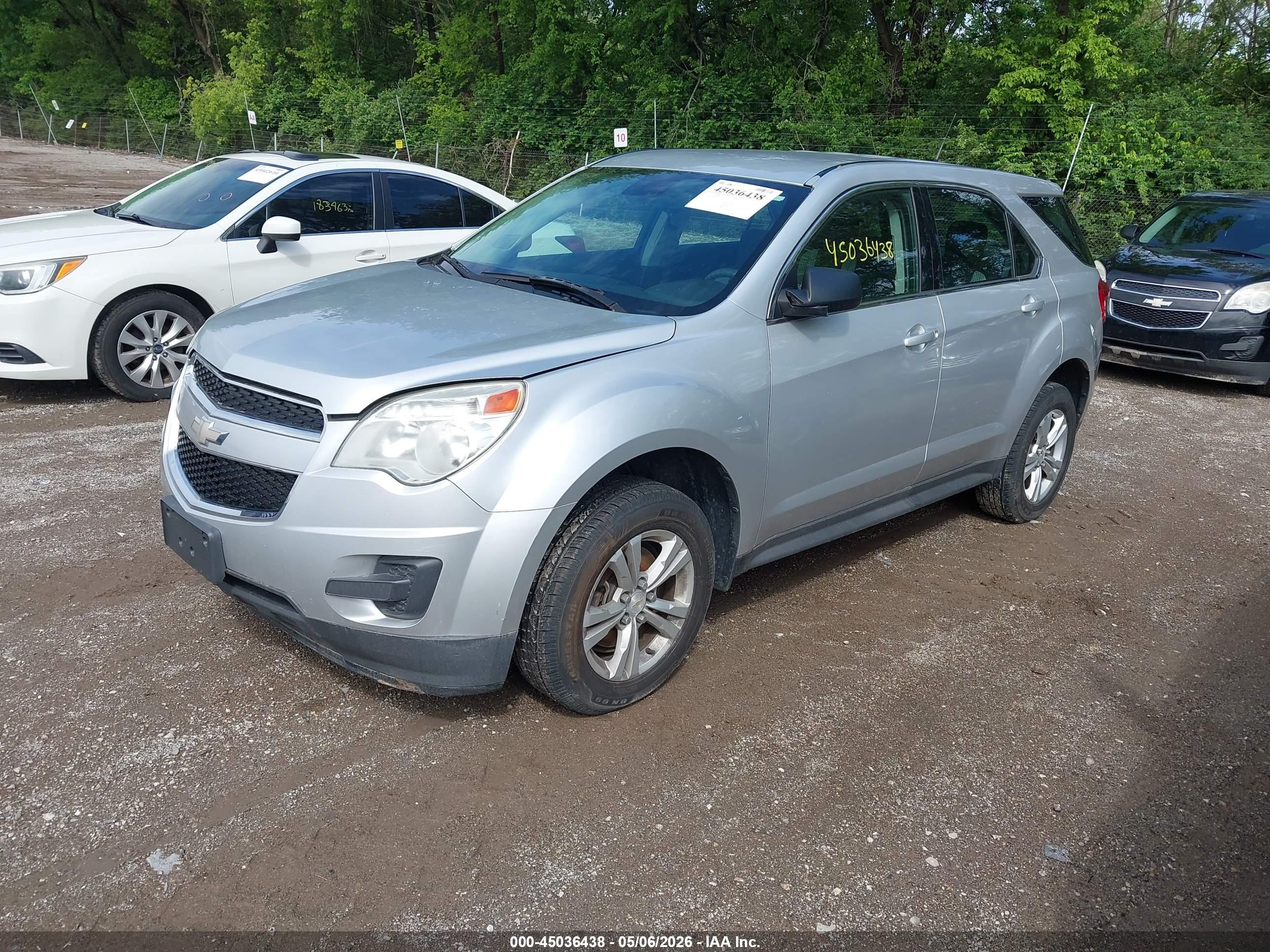 CHEVROLET EQUINOX image 2
