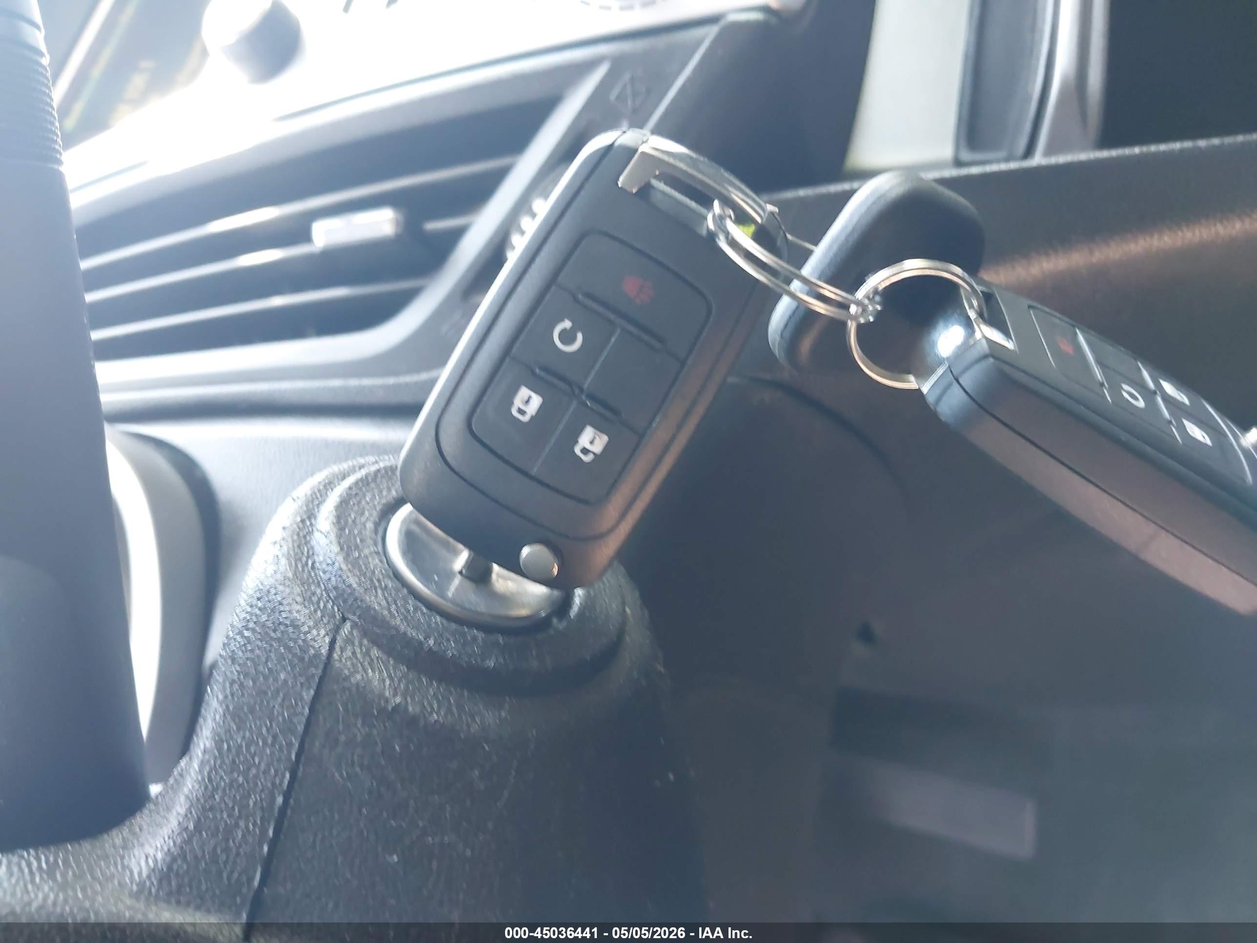 CHEVROLET EQUINOX image 11