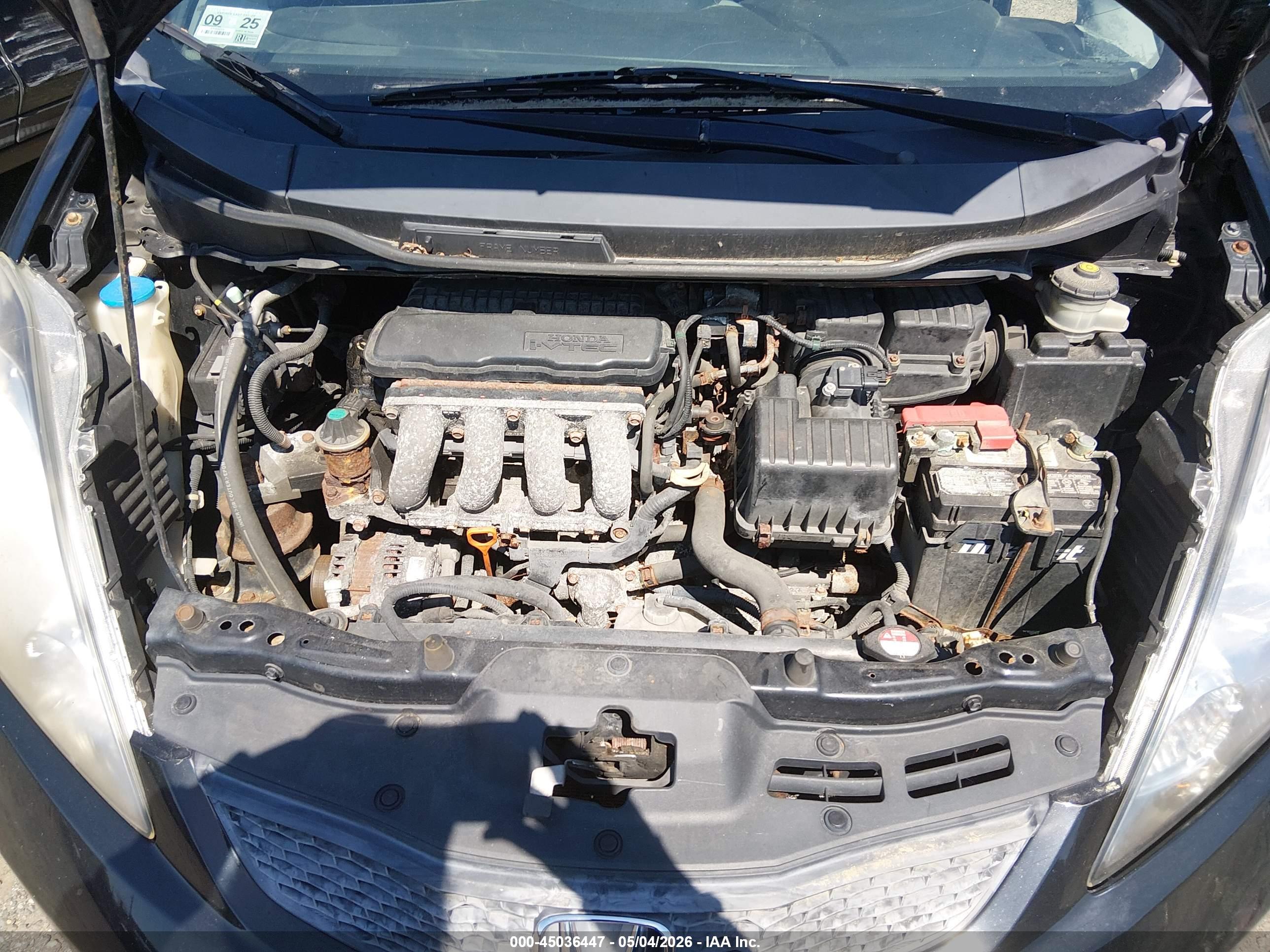 HONDA FIT image 10