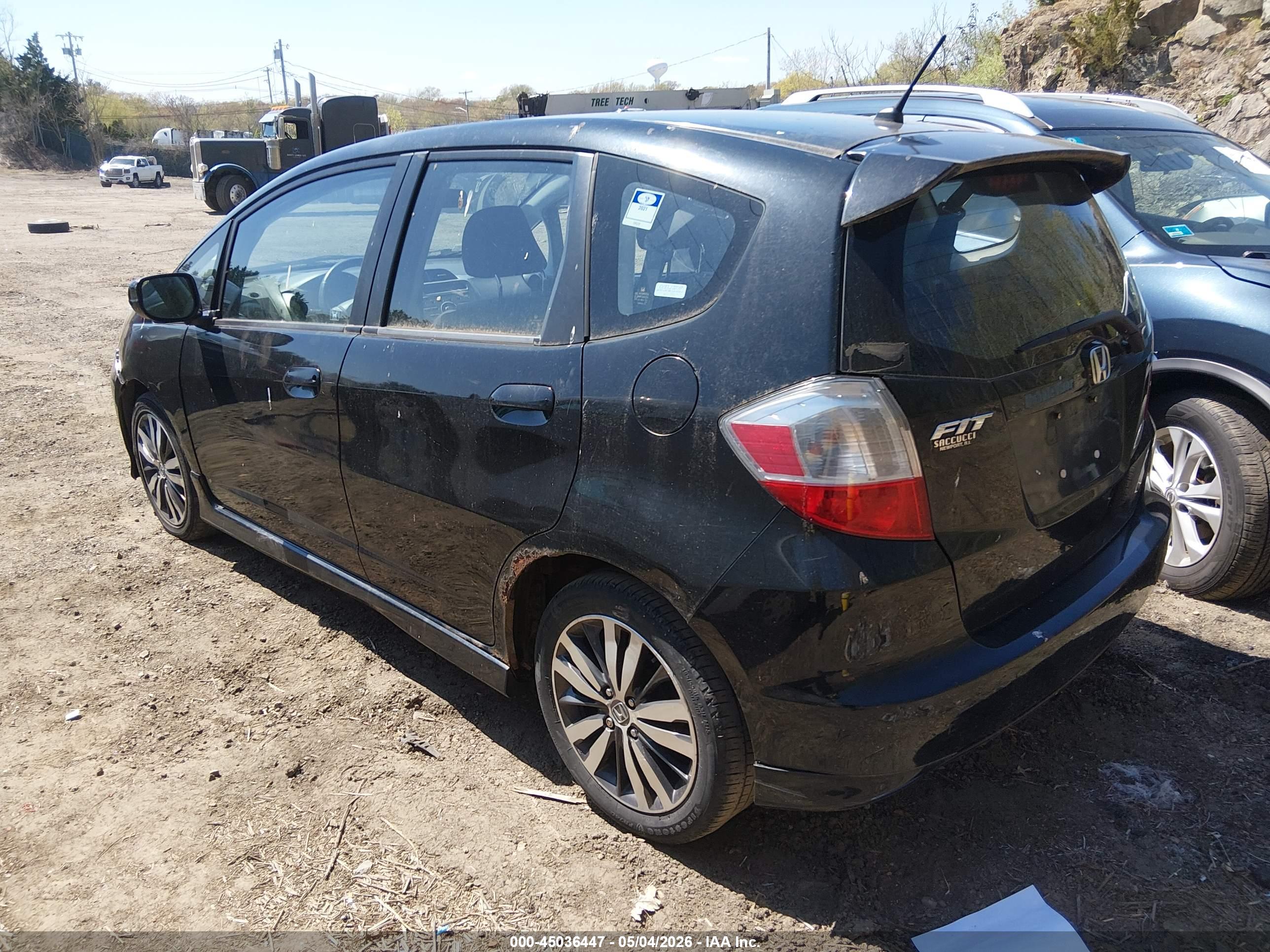 HONDA FIT image 3