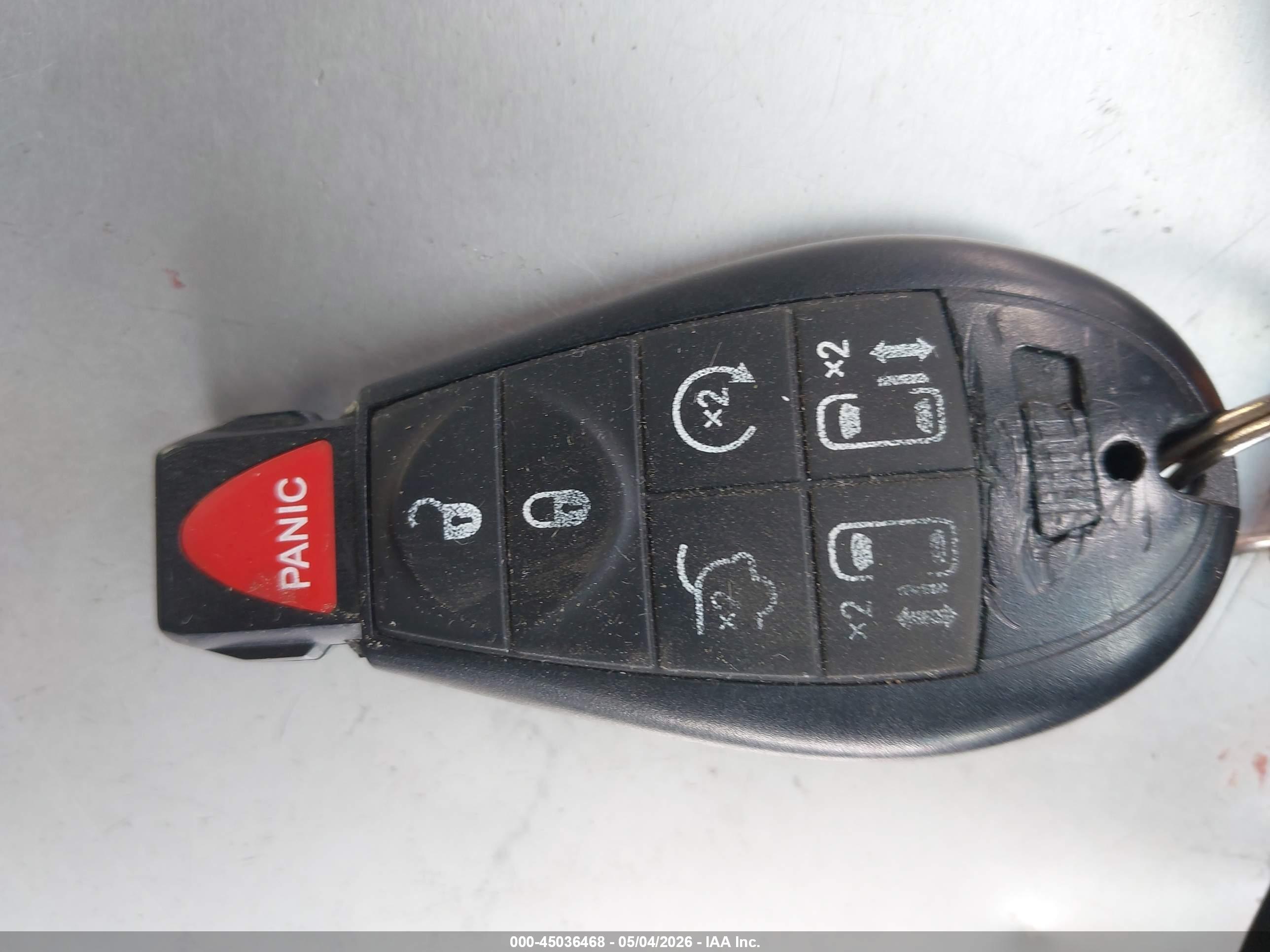 CHRYSLER TOWN image 11