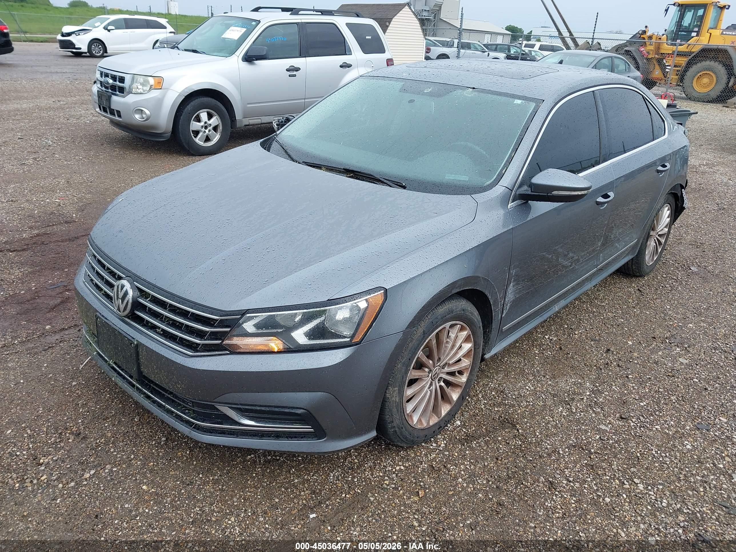 VOLKSWAGEN PASSAT image 2