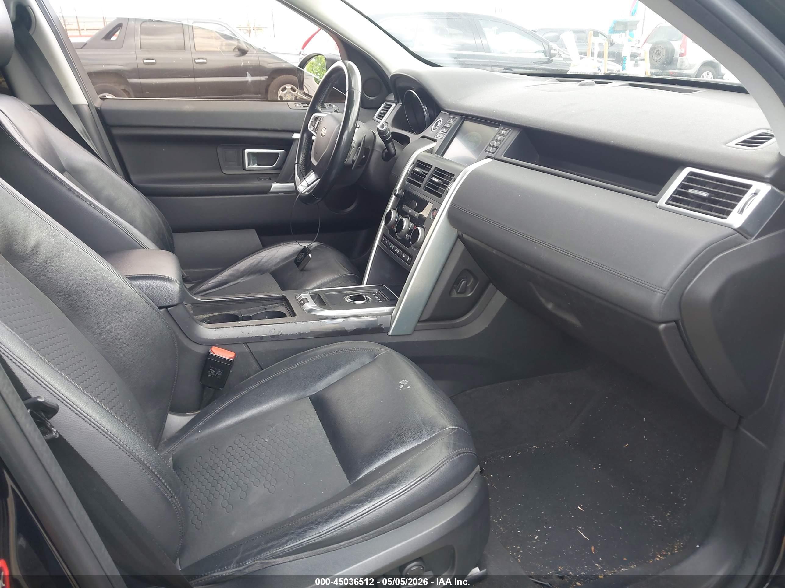 LAND ROVER image 5