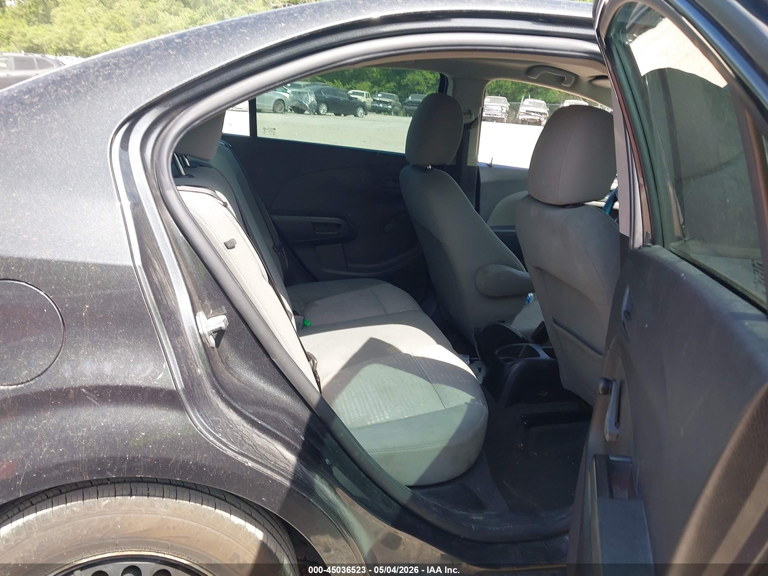 CHEVROLET SONIC image 8