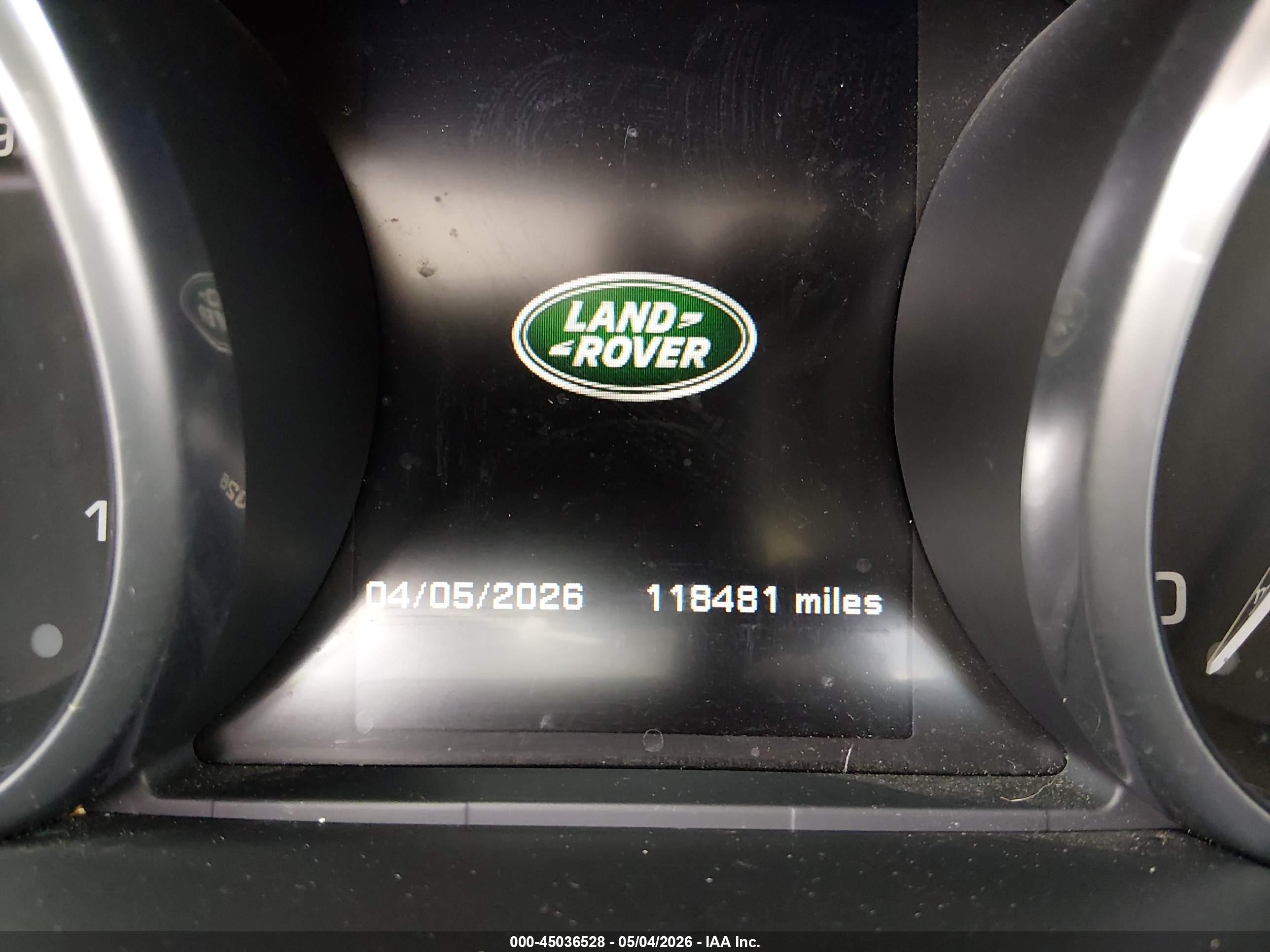 LAND ROVER image 7