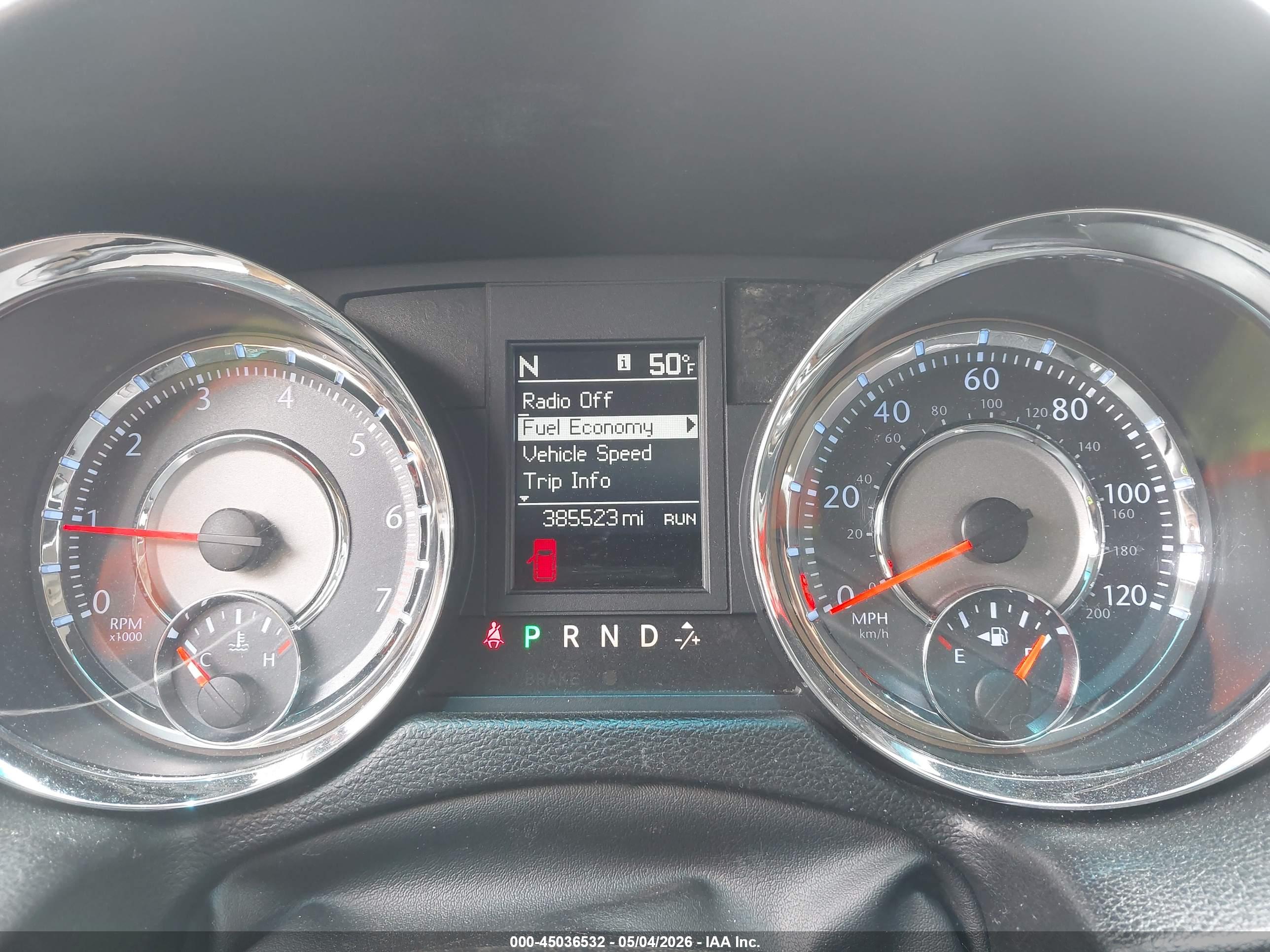 CHRYSLER TOWN image 7