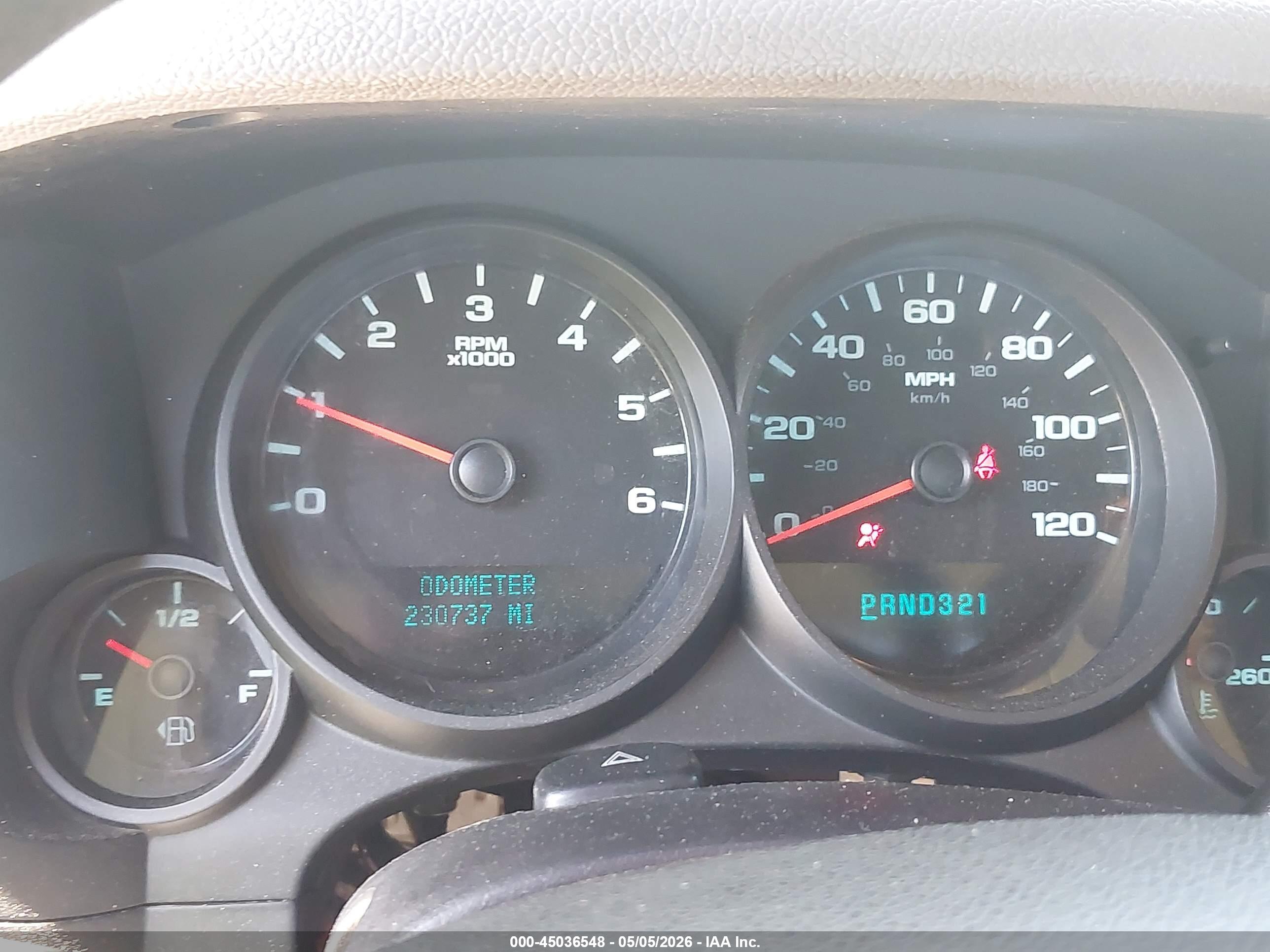 CHEVROLET SILVERADO image 7