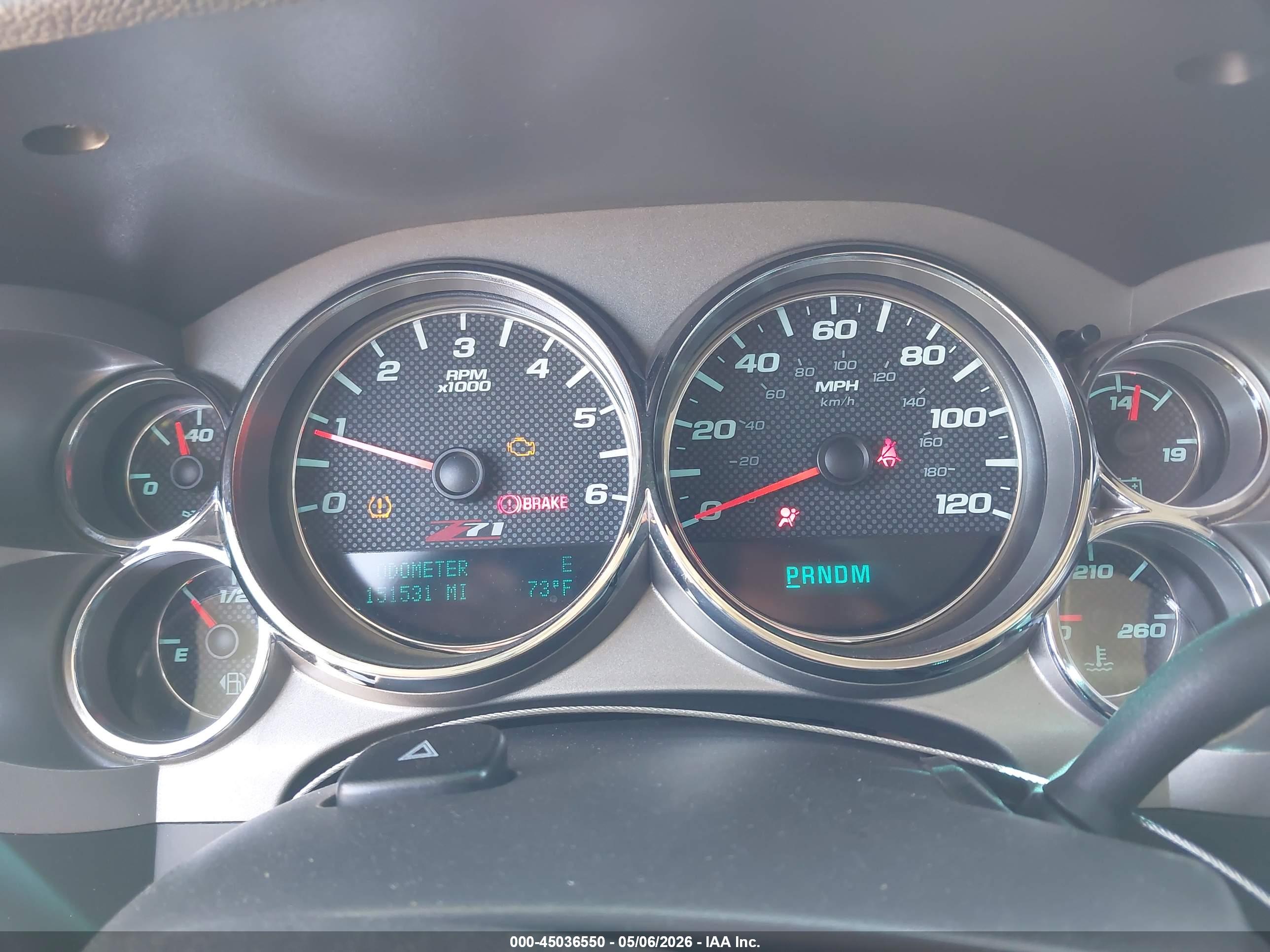 CHEVROLET SILVERADO image 7