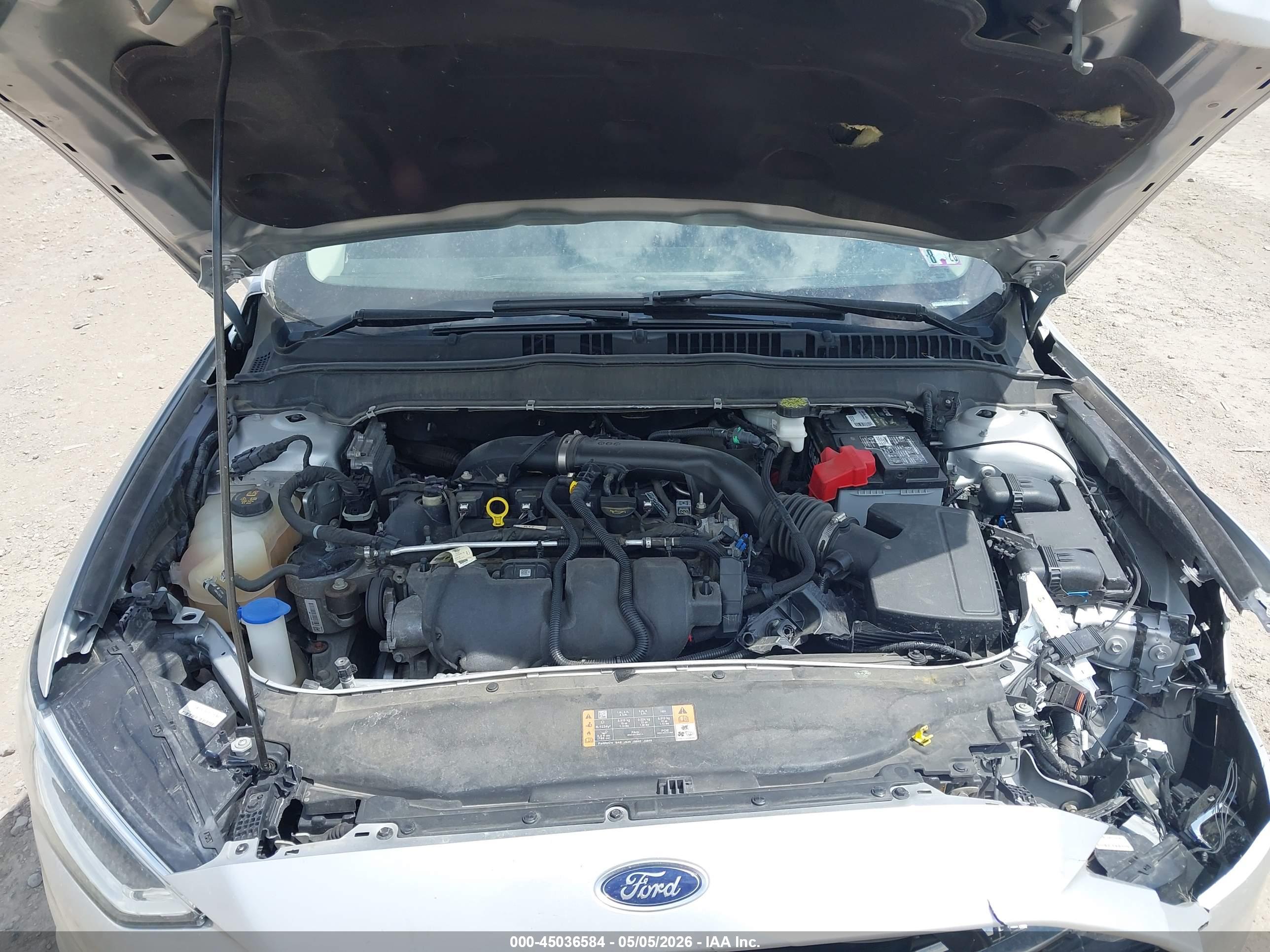 FORD FUSION image 10