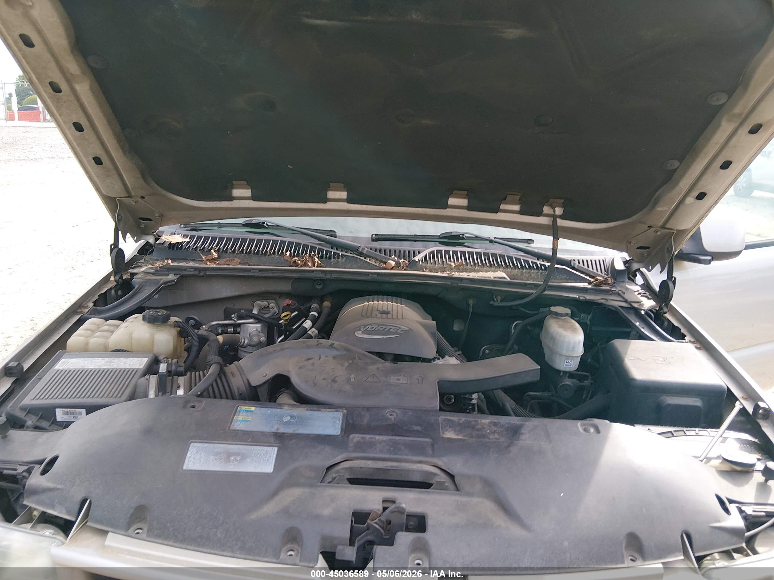 CHEVROLET TAHOE image 10