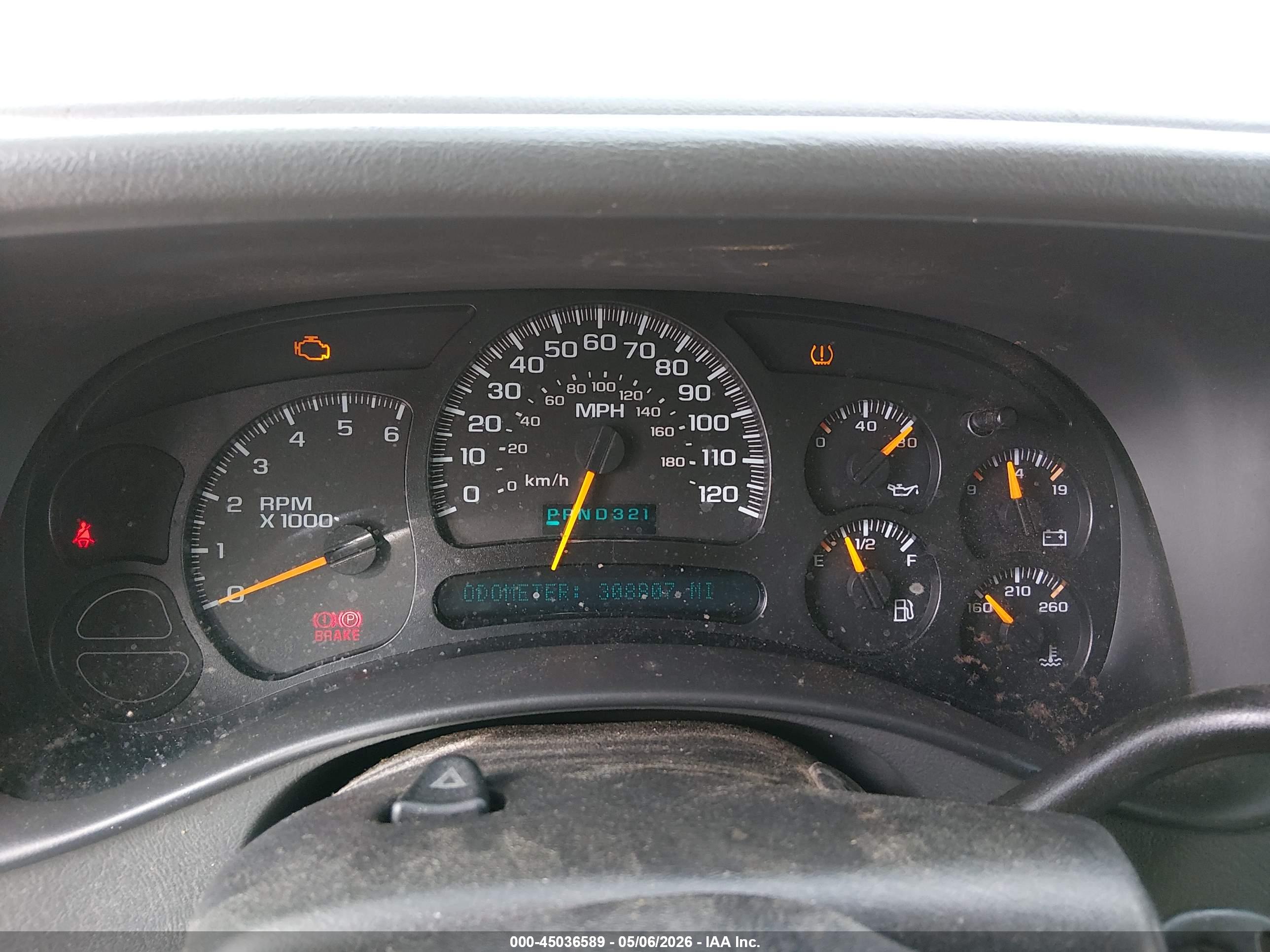 CHEVROLET TAHOE image 7