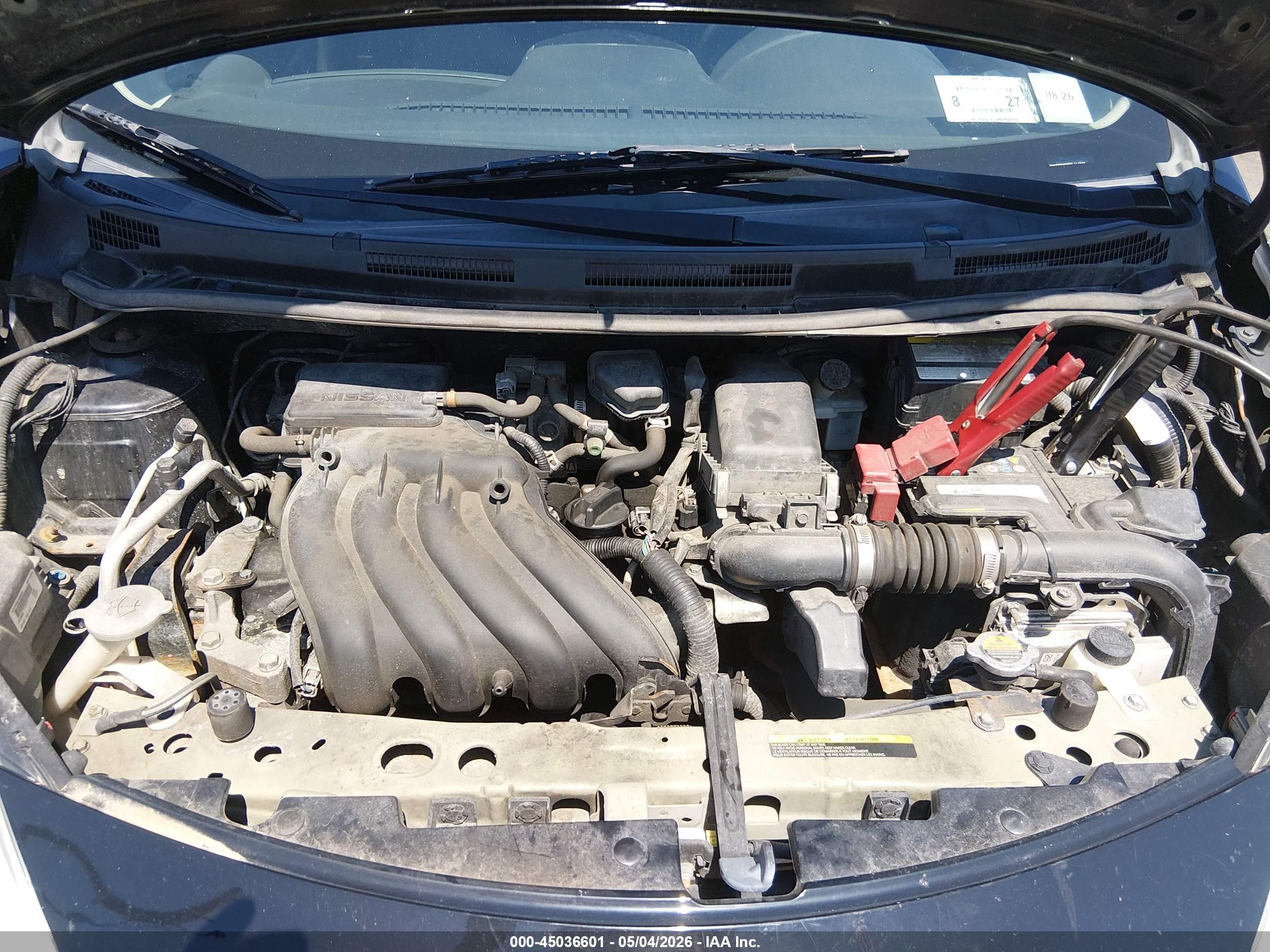 NISSAN VERSA image 10