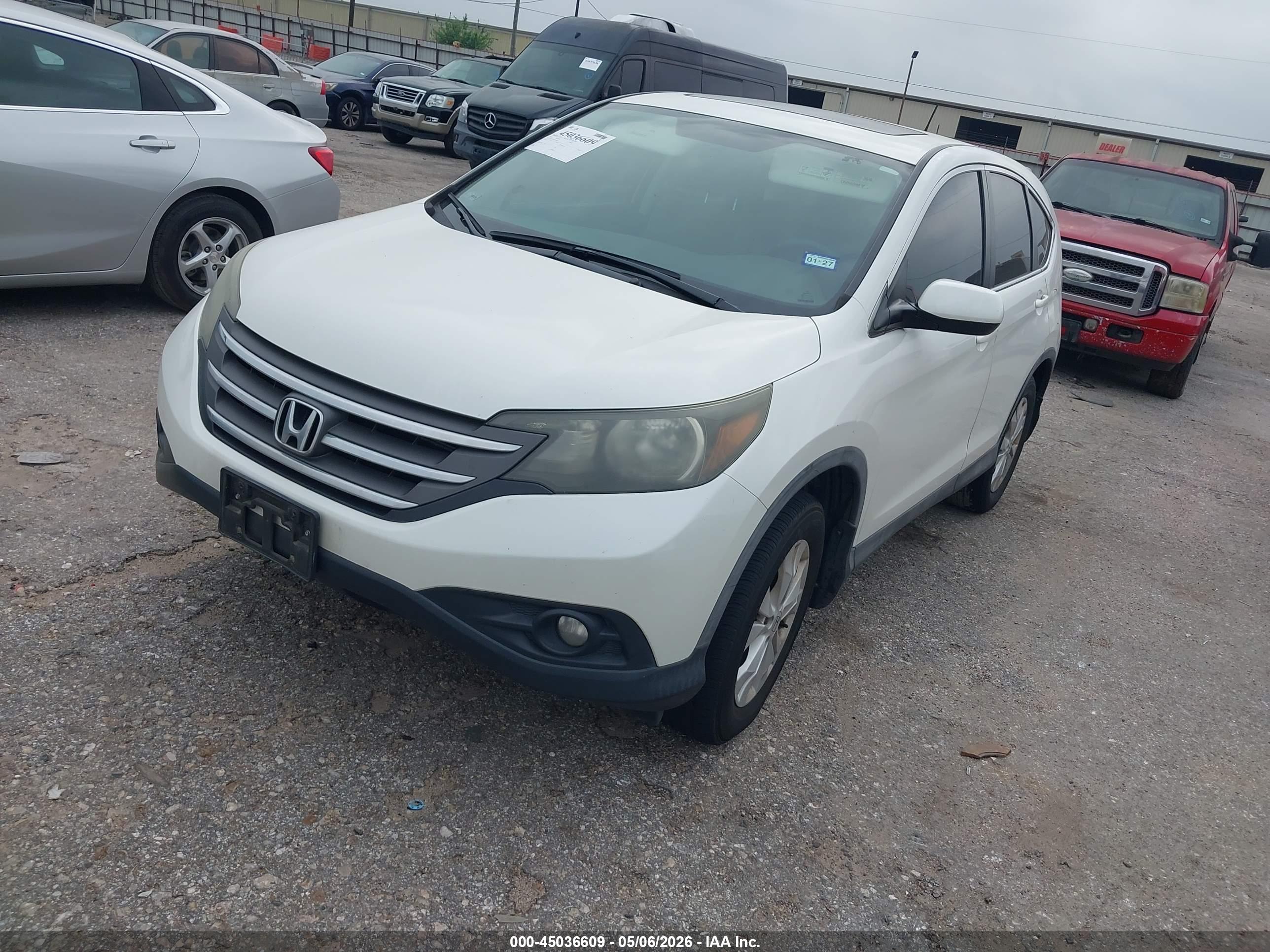 HONDA CR-V image 2