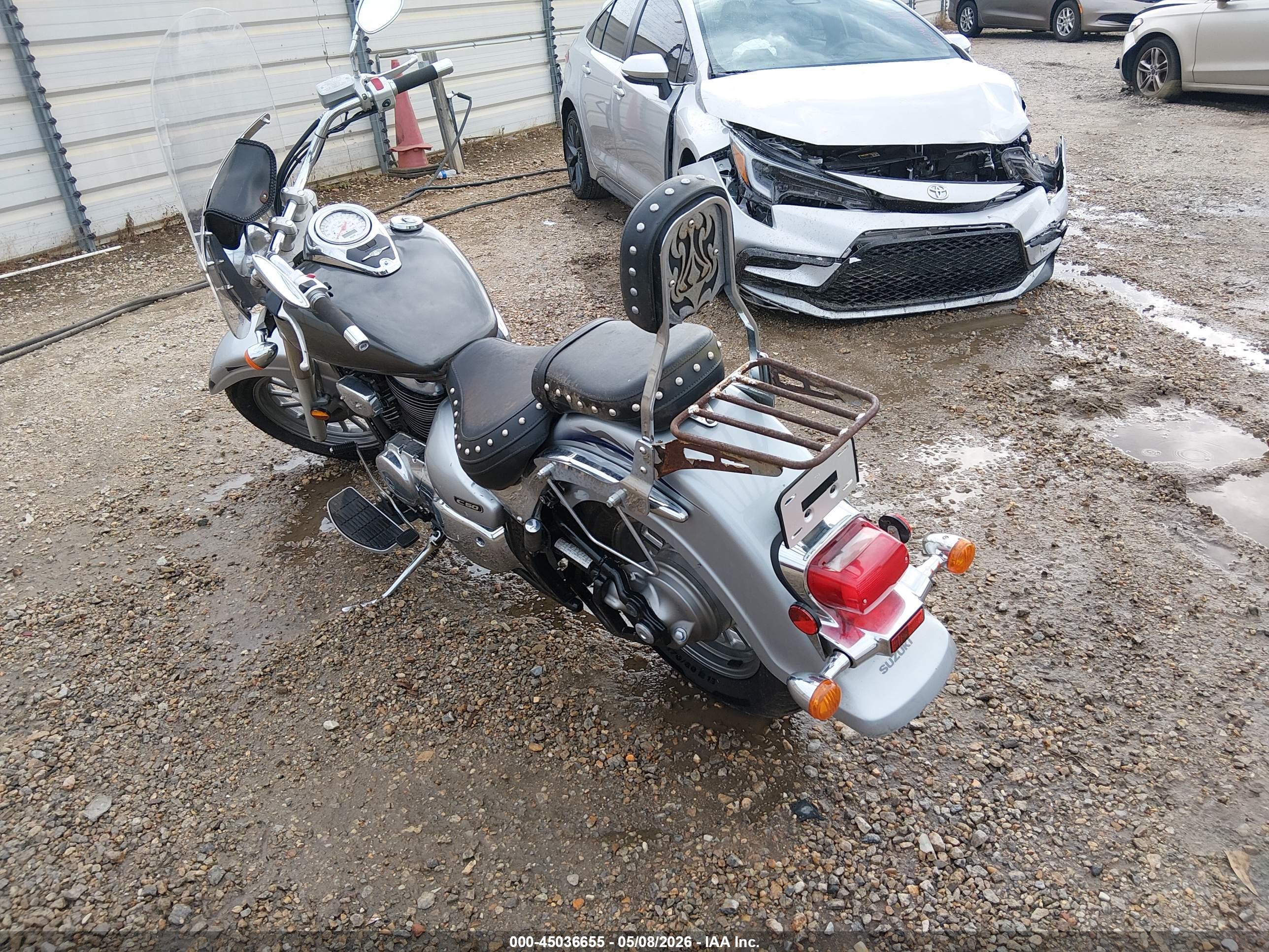 SUZUKI VL800 image 3