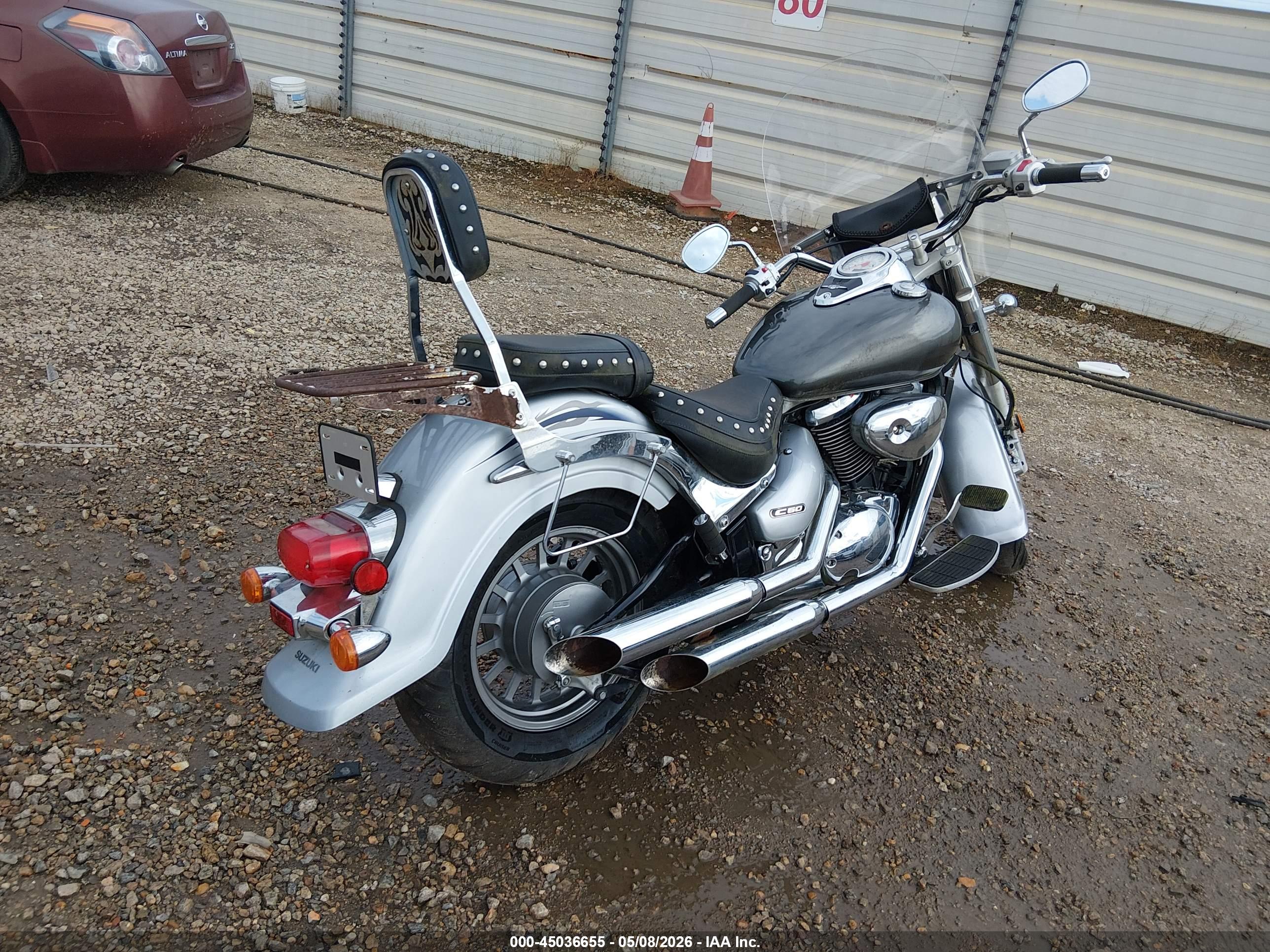SUZUKI VL800 image 4