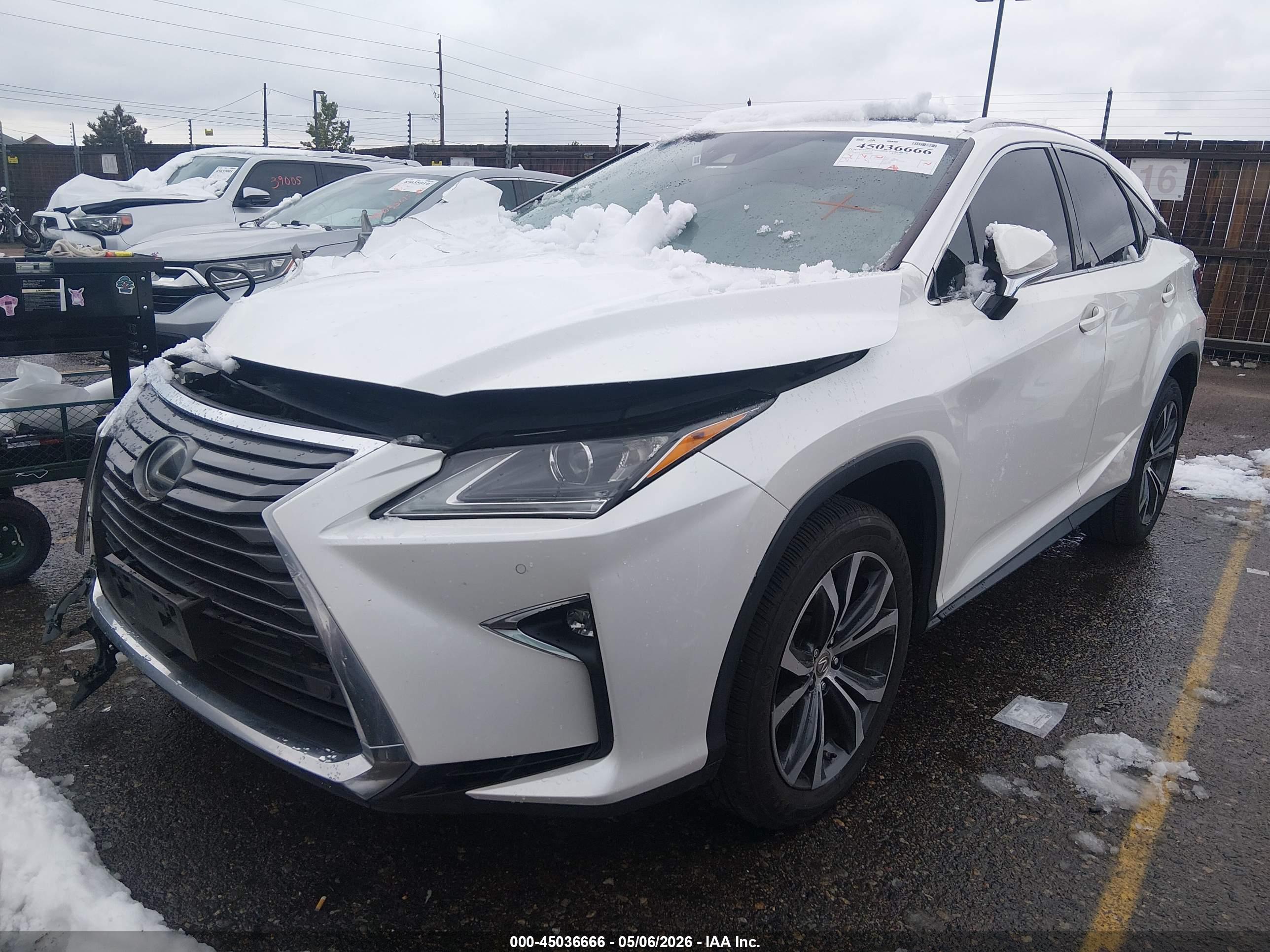 LEXUS RX image 2