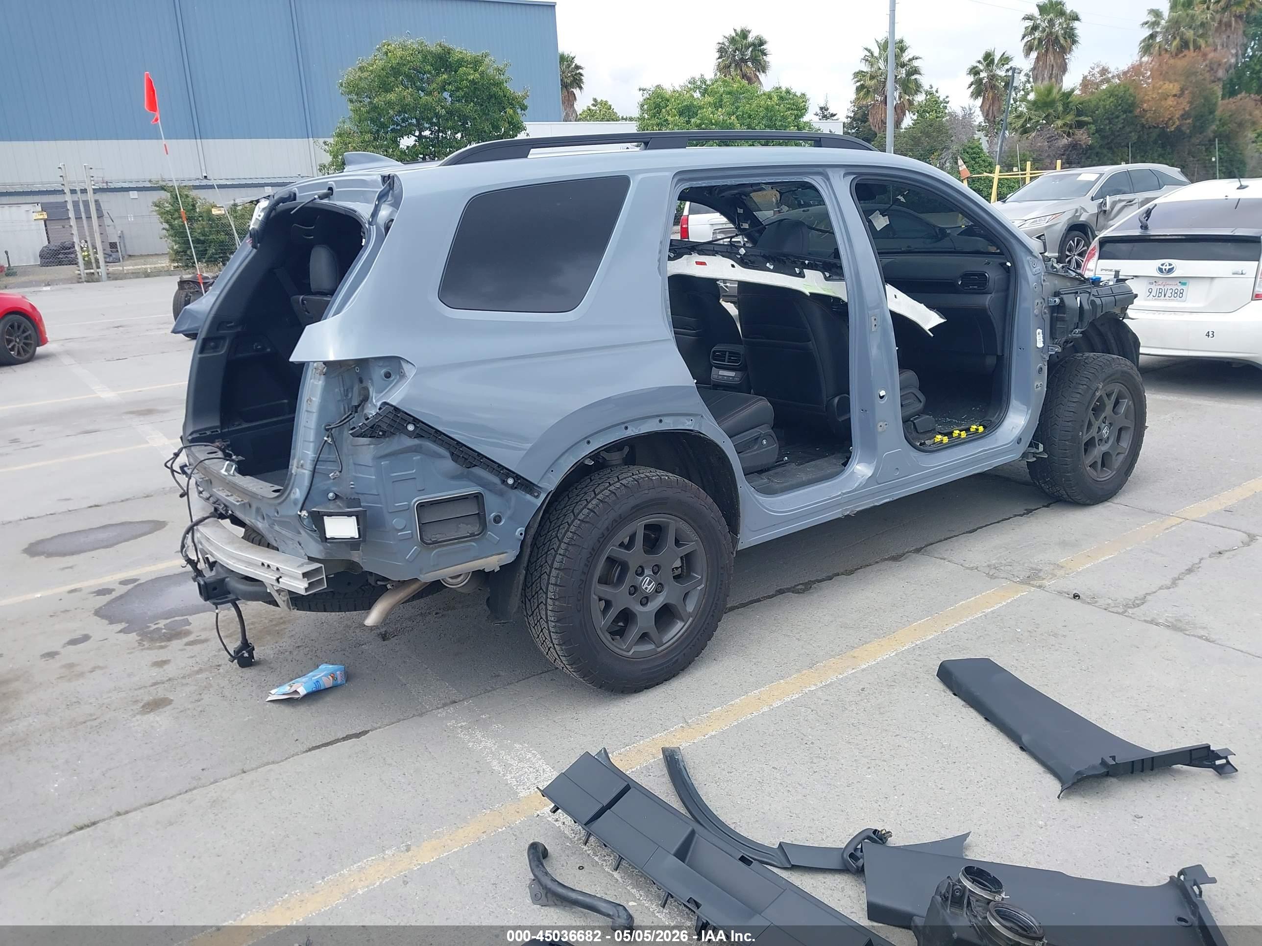 HONDA PILOT image 4