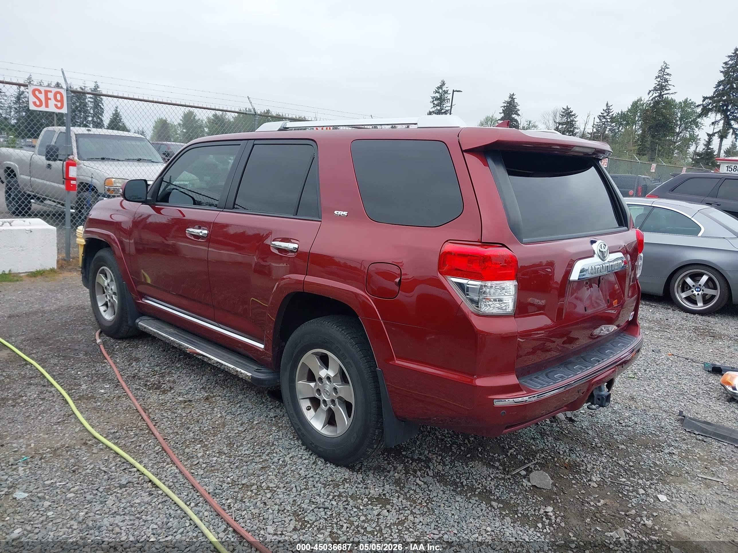 TOYOTA 4RUNNER image 3
